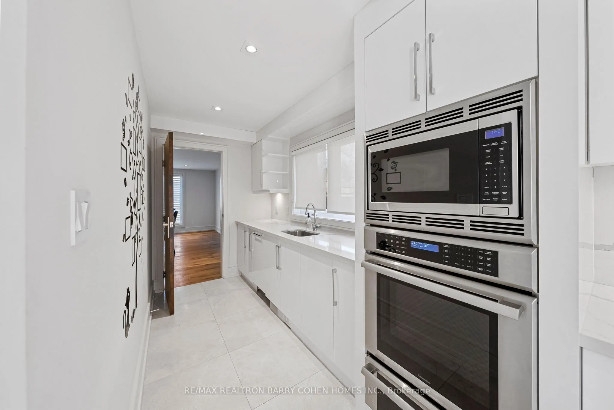 41 Suncrest Drive