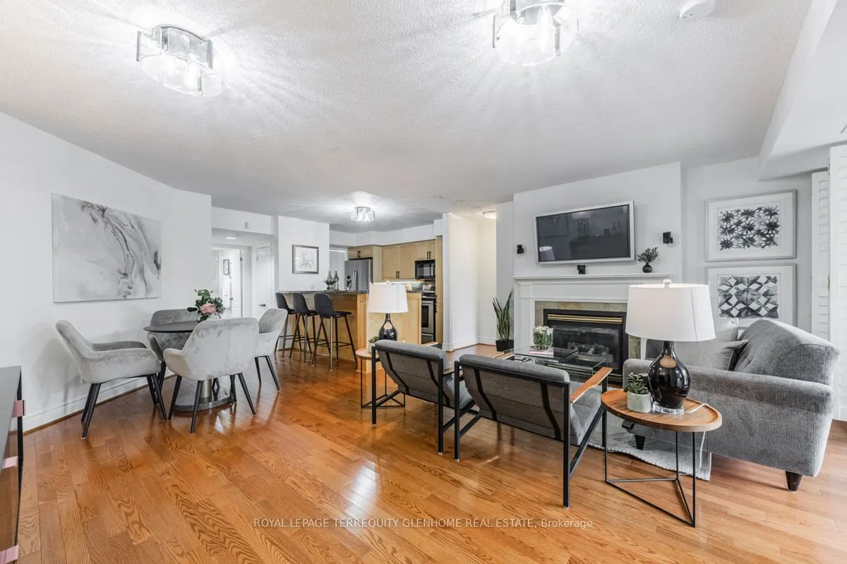 2 Alexandra Boulevard W, #207