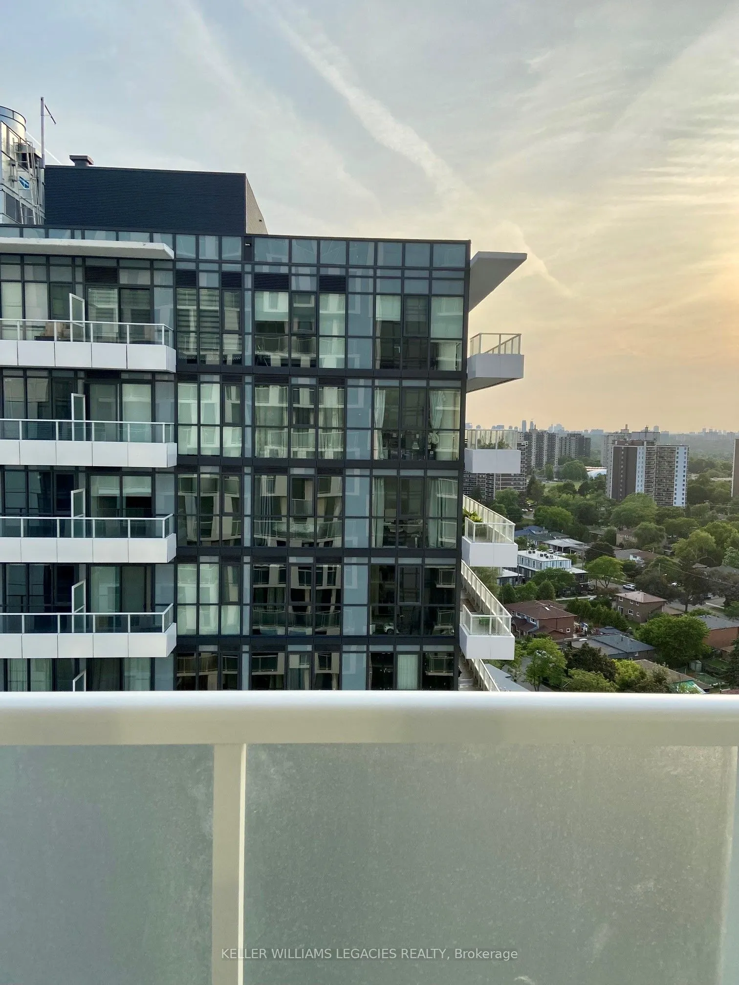 188 Fairview Mall Drive, #1902