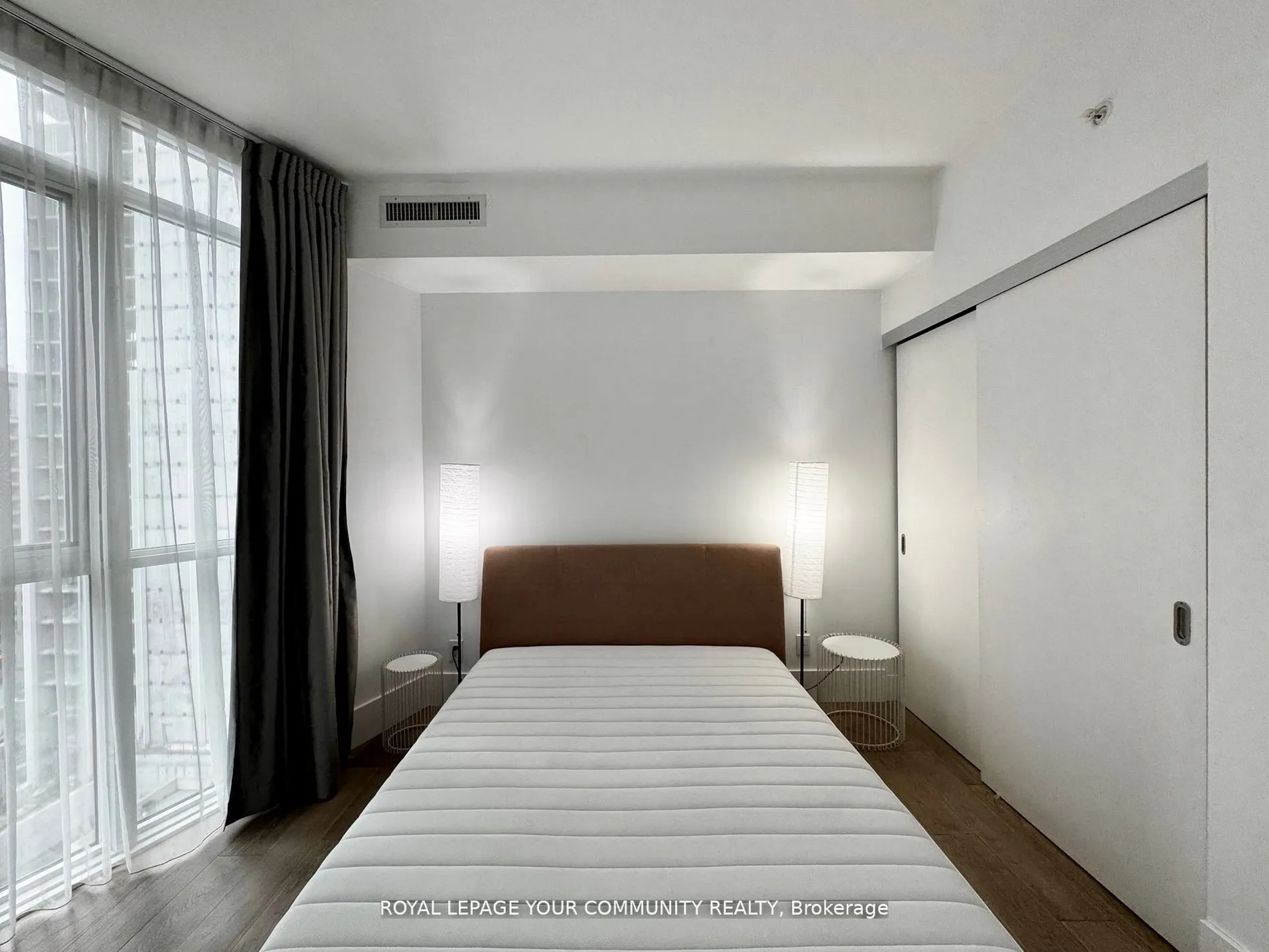 32 Davenport Road, #1307