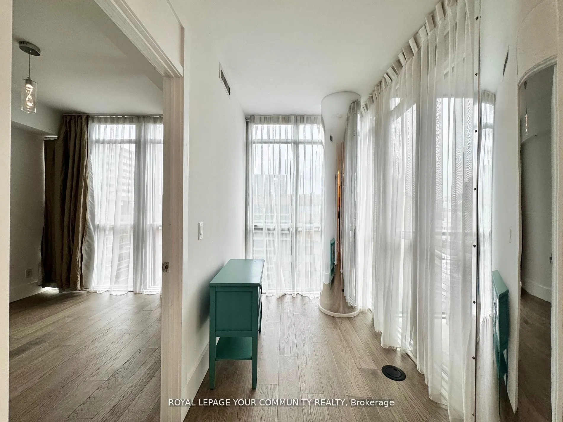 32 Davenport Road, #1307