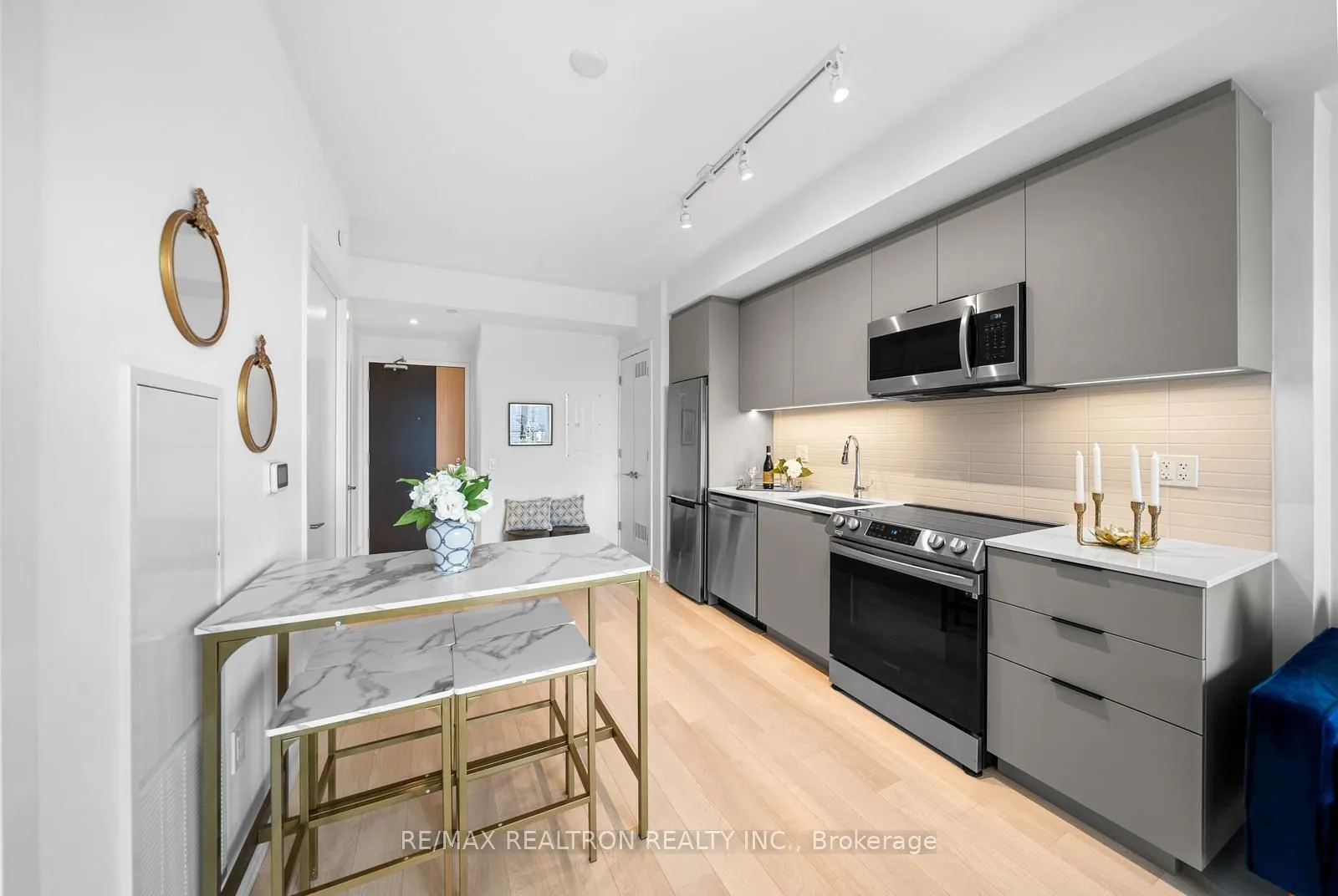 48 Power Street, #1810