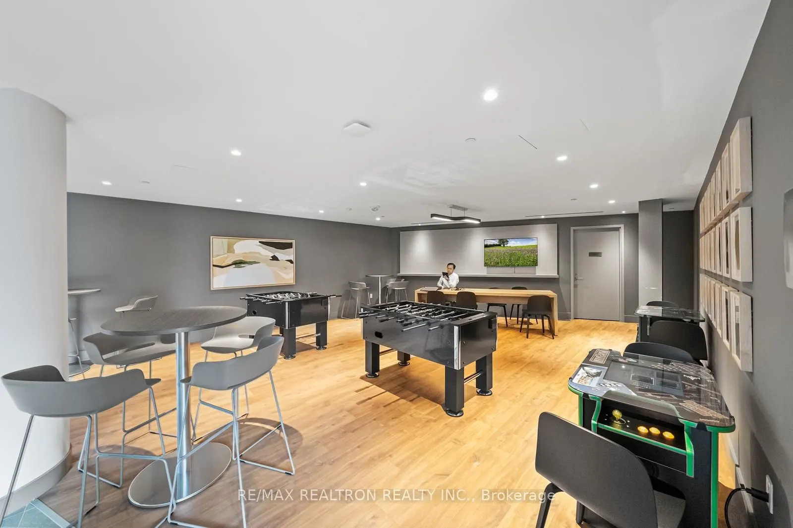 48 Power Street, #1810