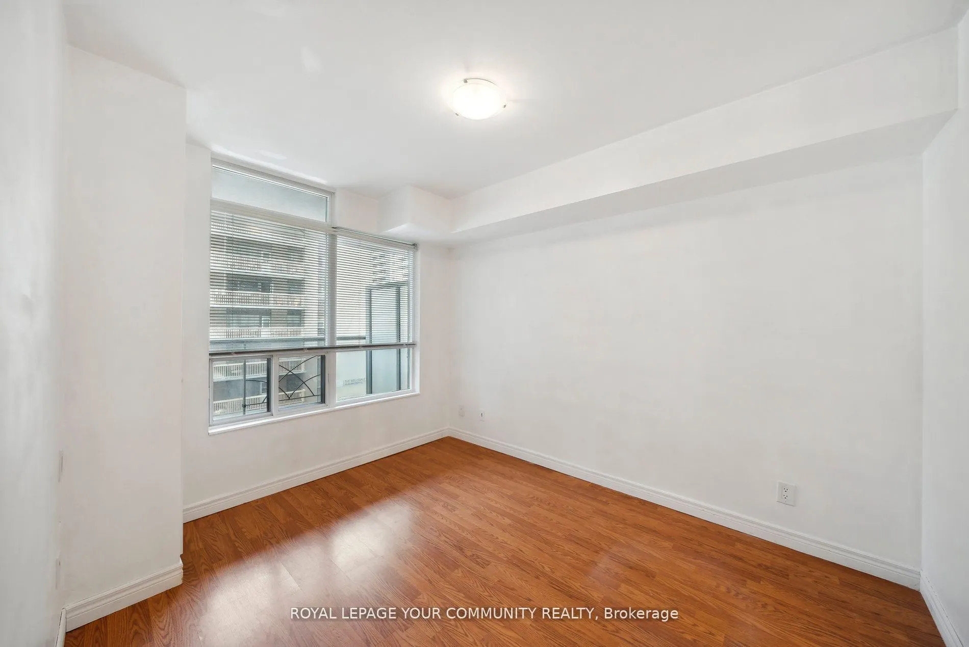 225 Wellesley Street E #407