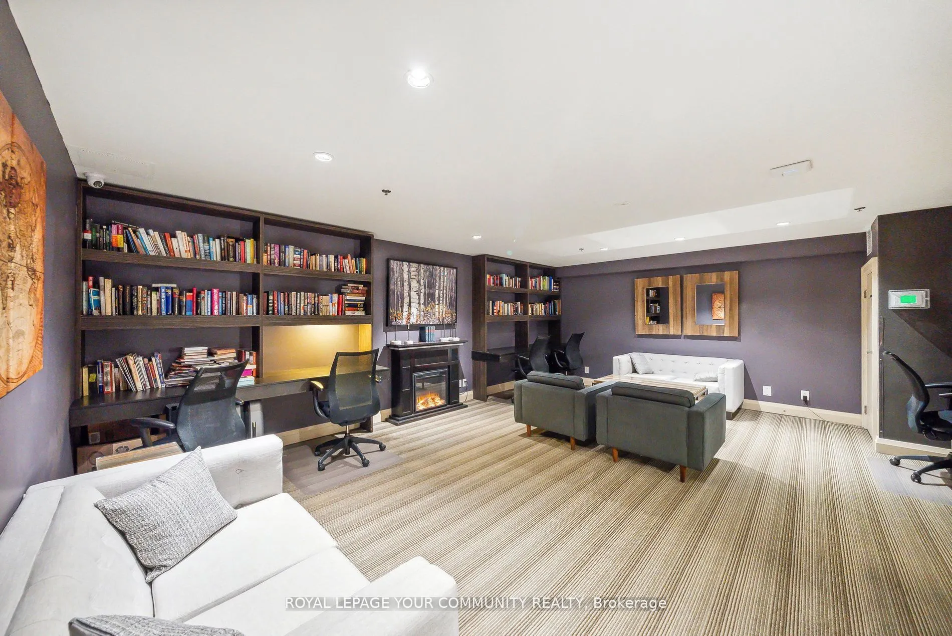 225 Wellesley Street E #407
