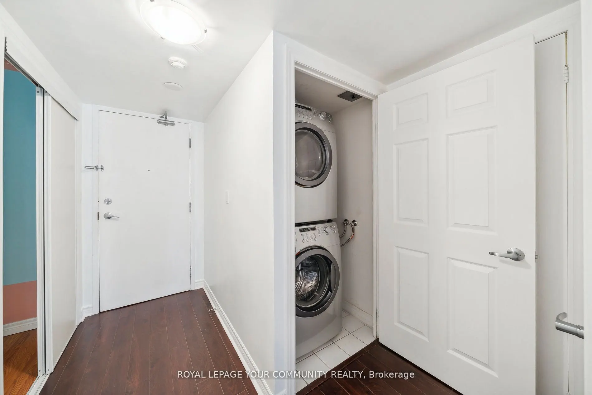 225 Wellesley Street E #407