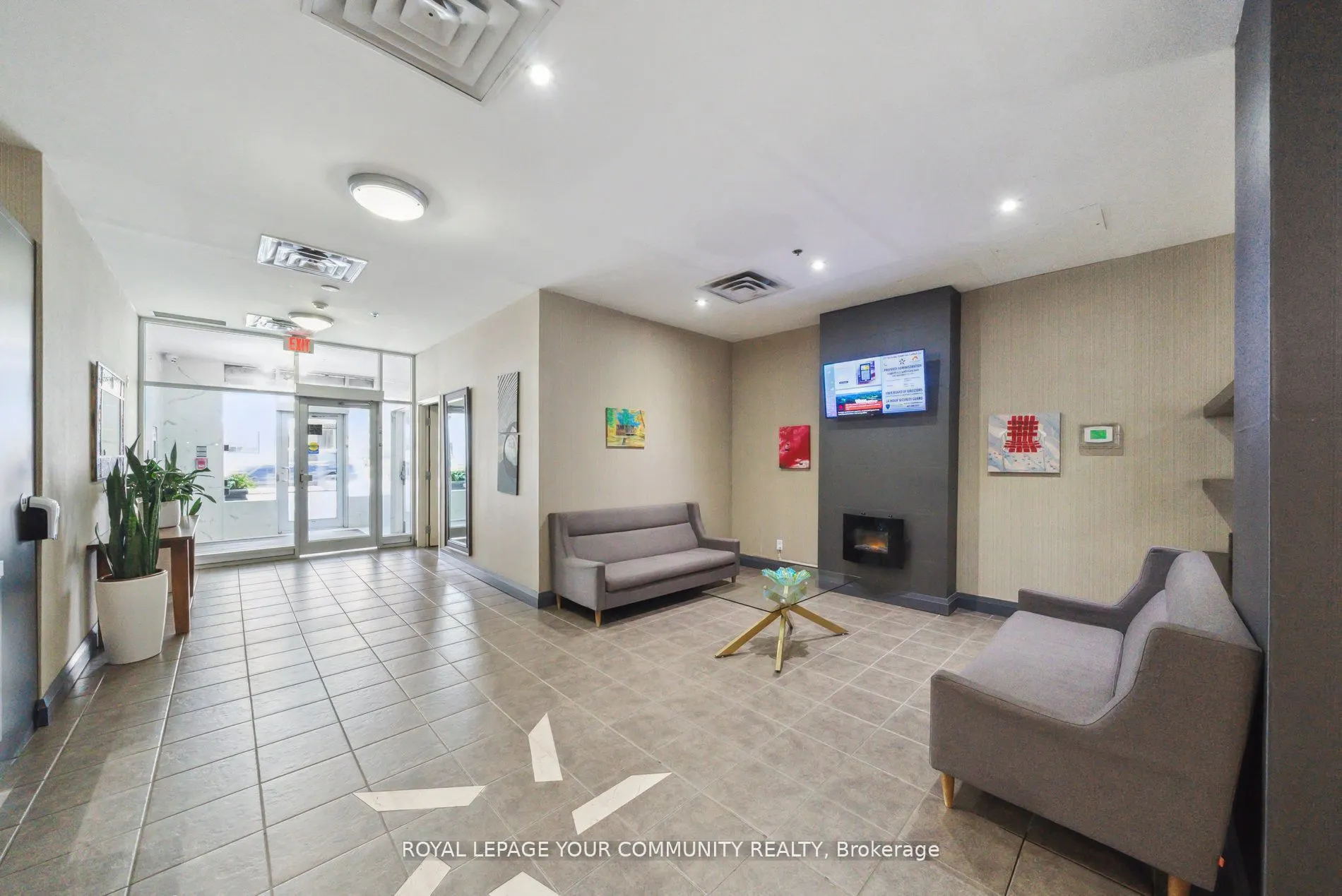 225 Wellesley Street E #407