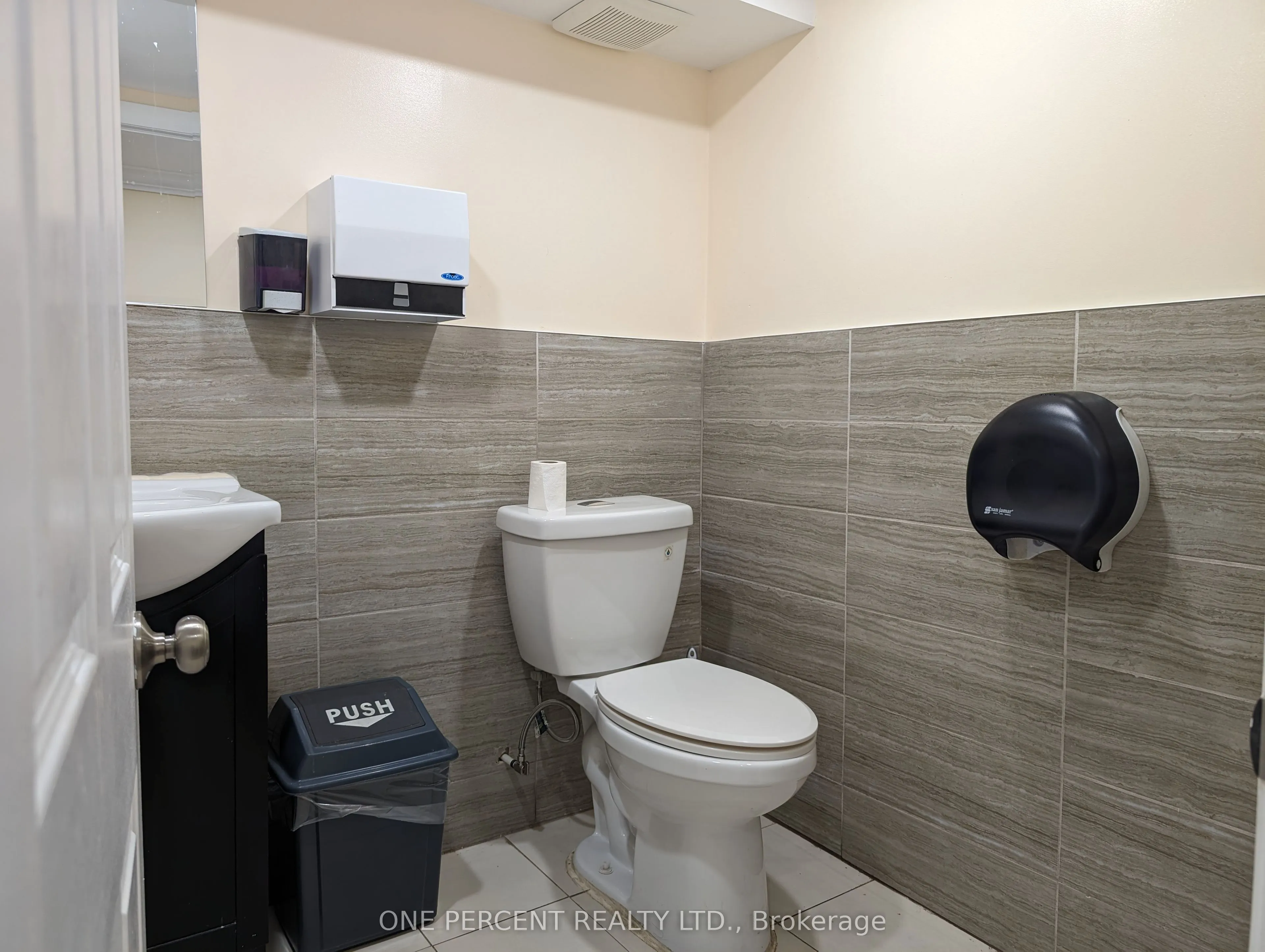 3795 Bathurst Street