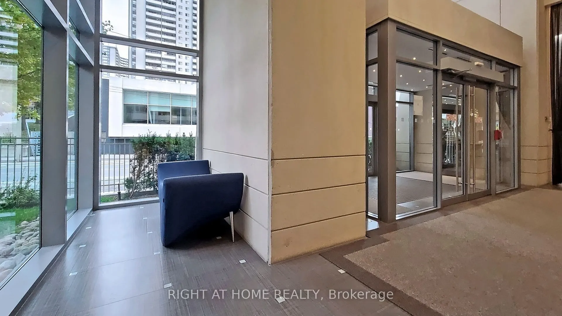 500 Sherbourne Street, #2604