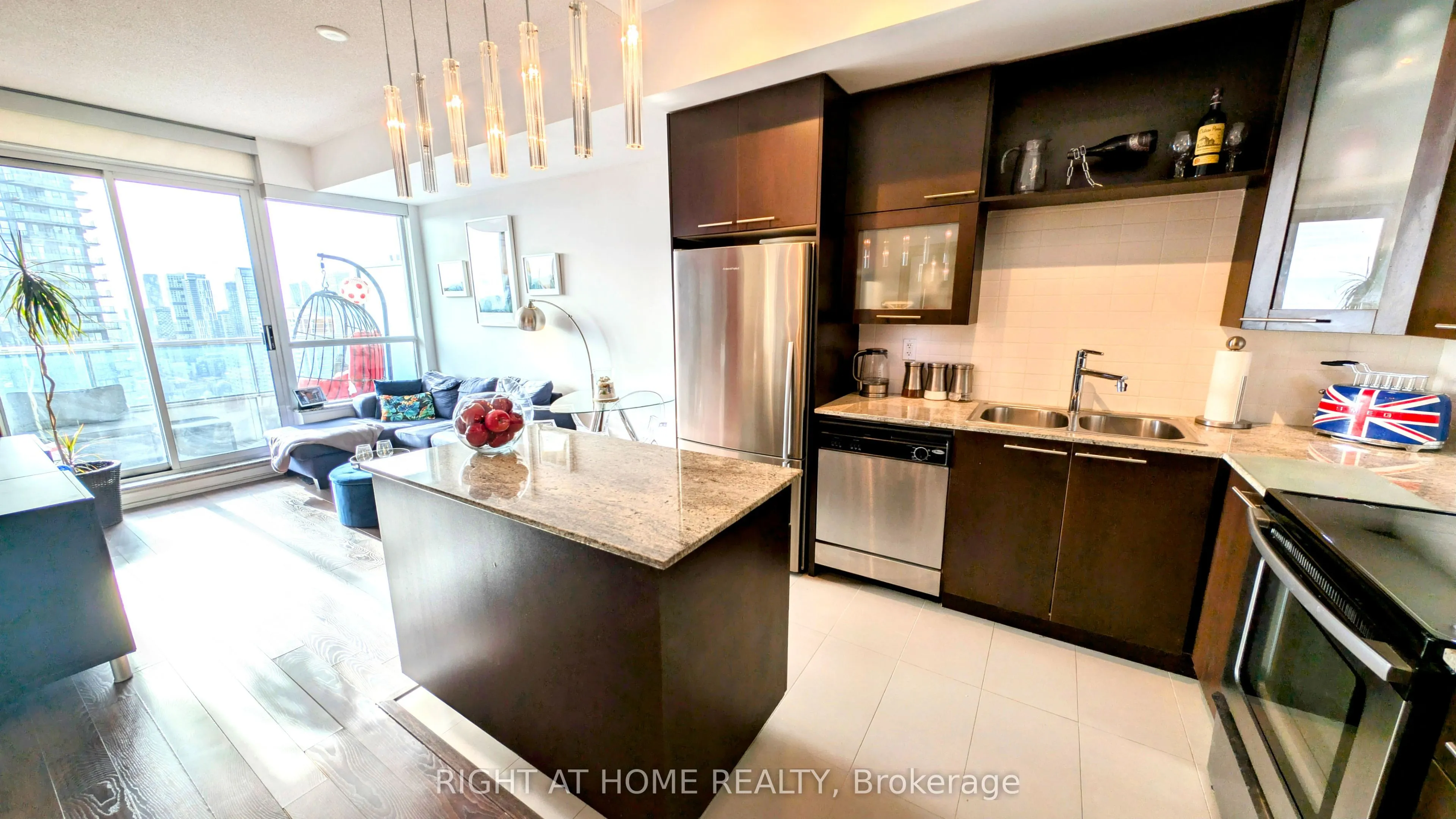 500 Sherbourne Street, #2604