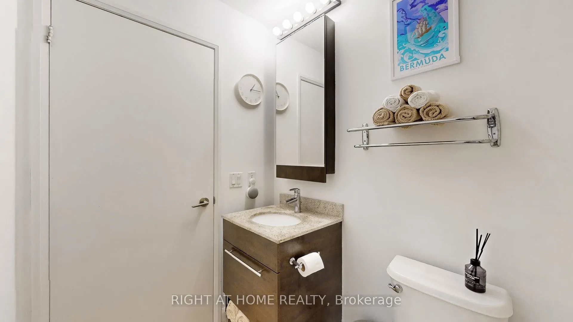 500 Sherbourne Street, #2604
