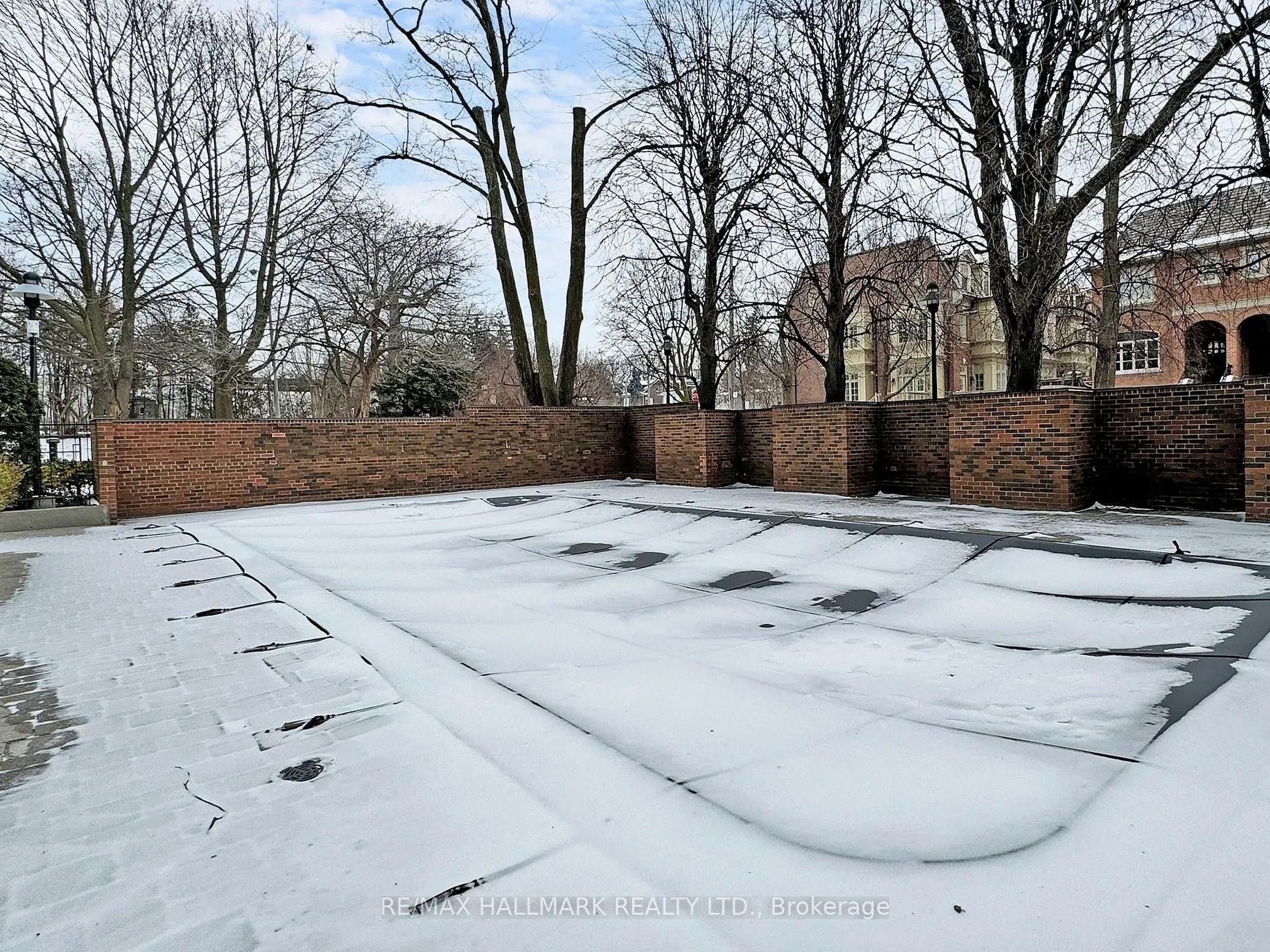 619 Avenue Road, #201