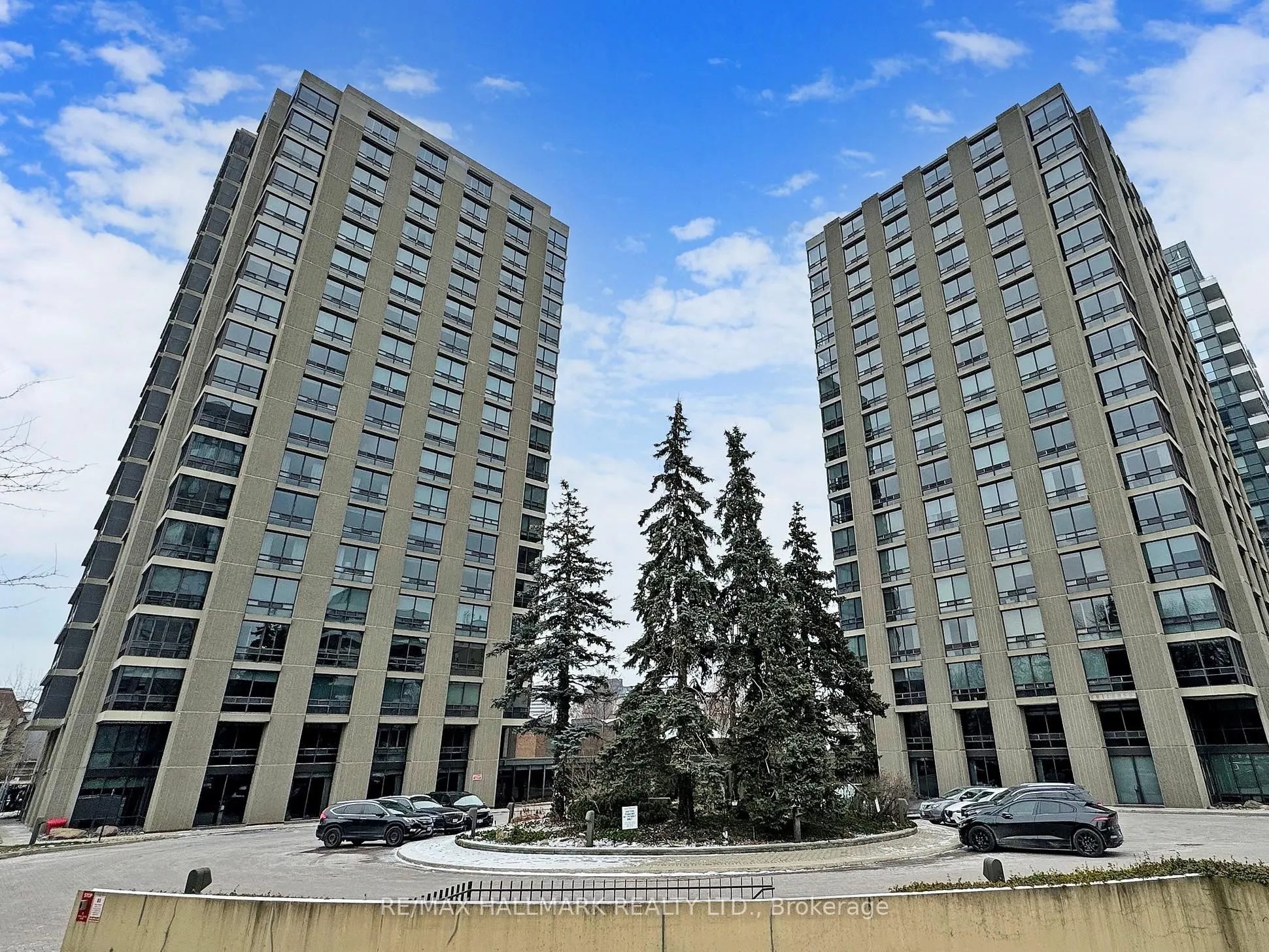 619 Avenue Road, #201