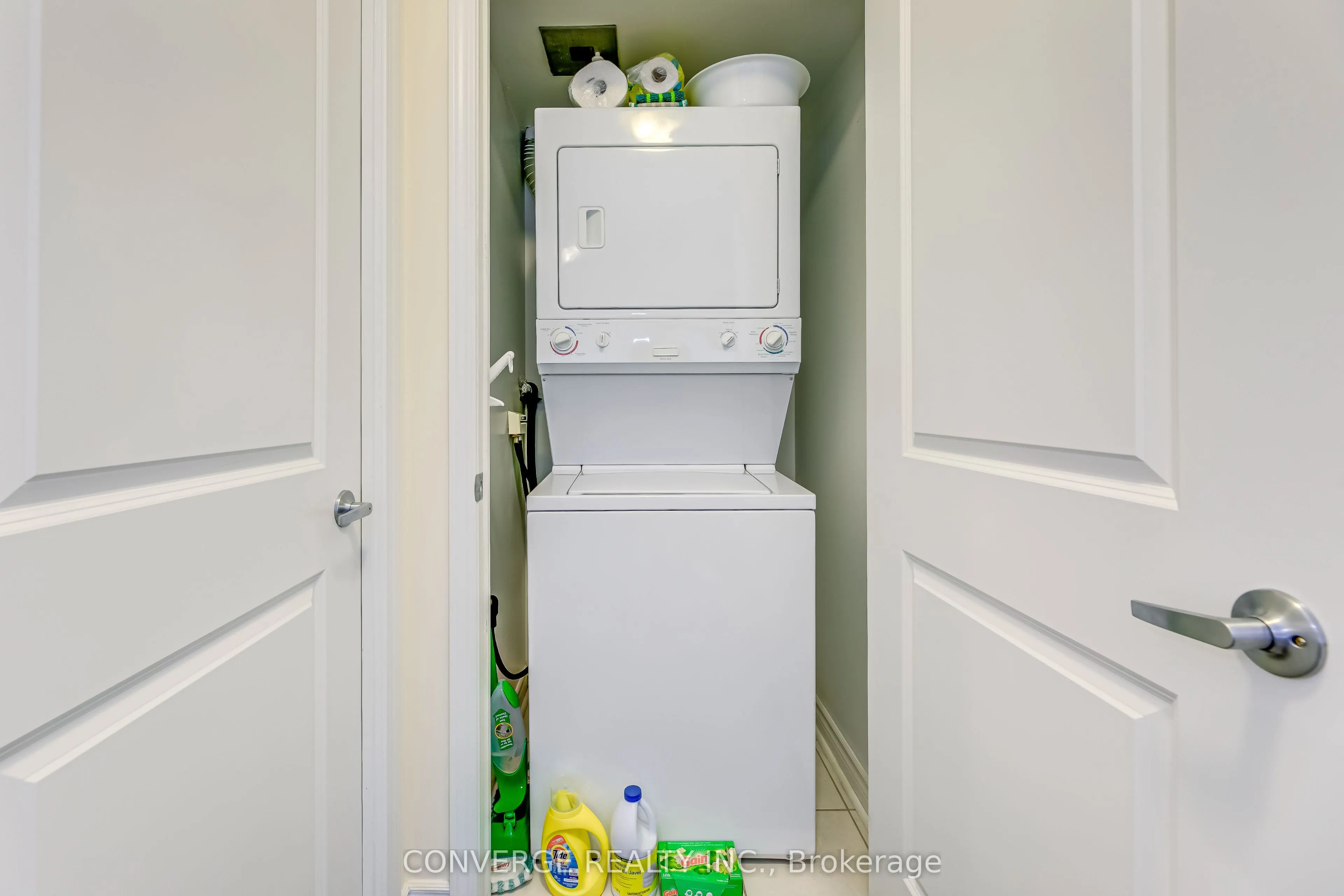 27 Rean Drive #524