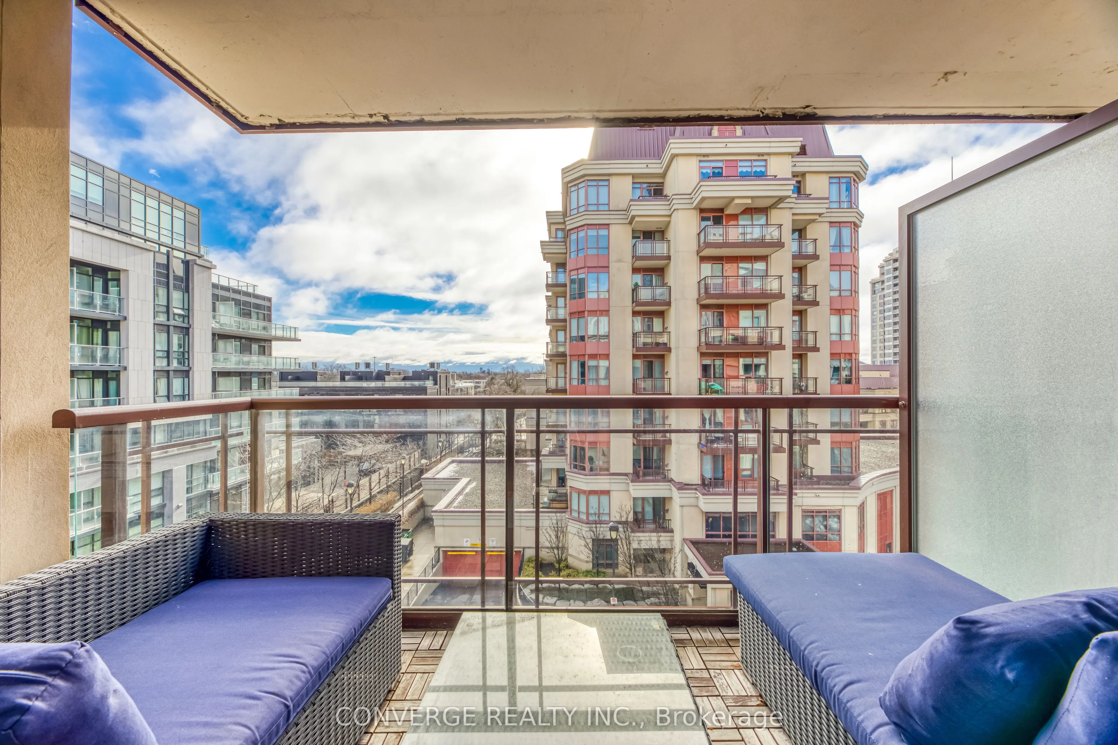 27 Rean Drive #524