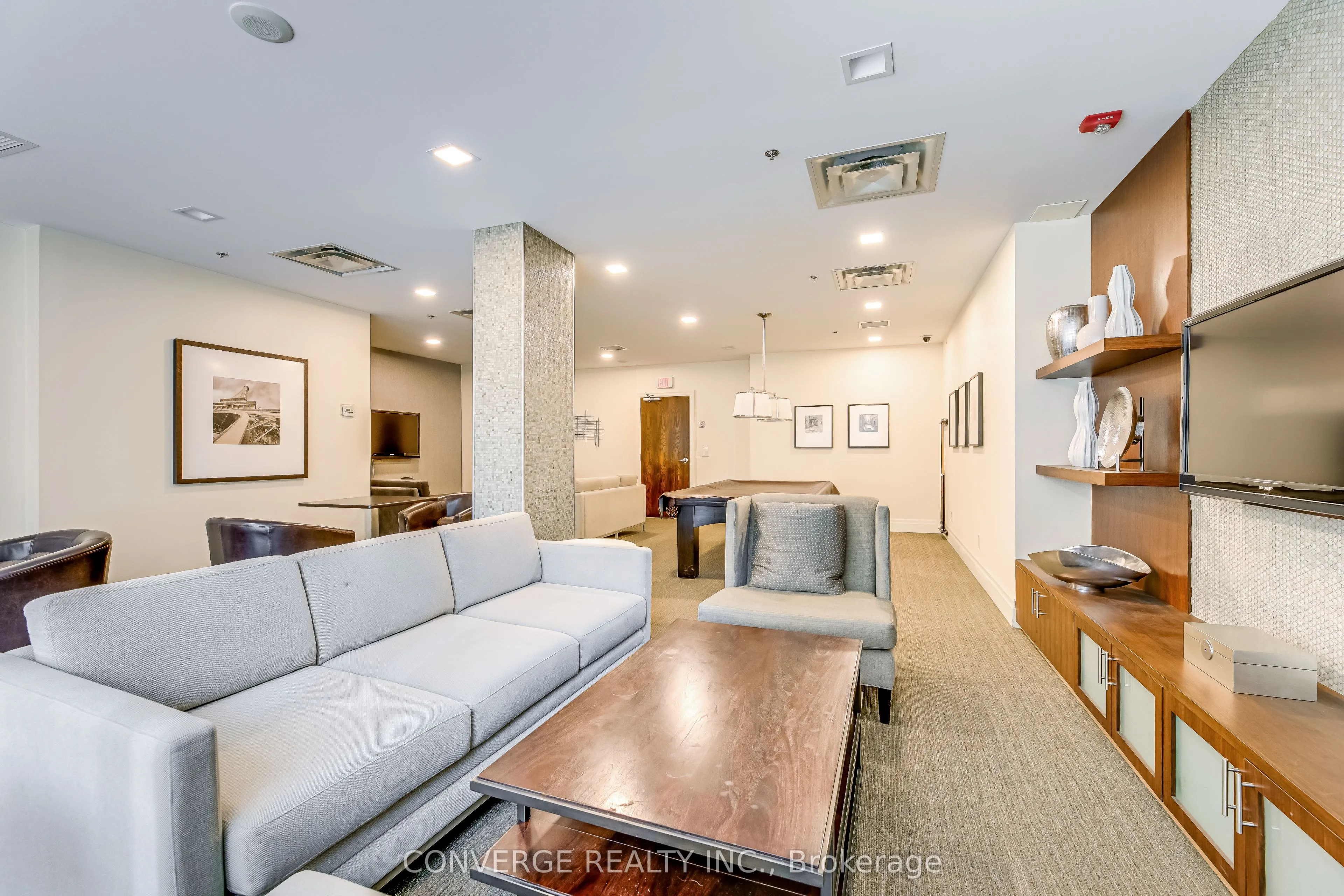 27 Rean Drive #524