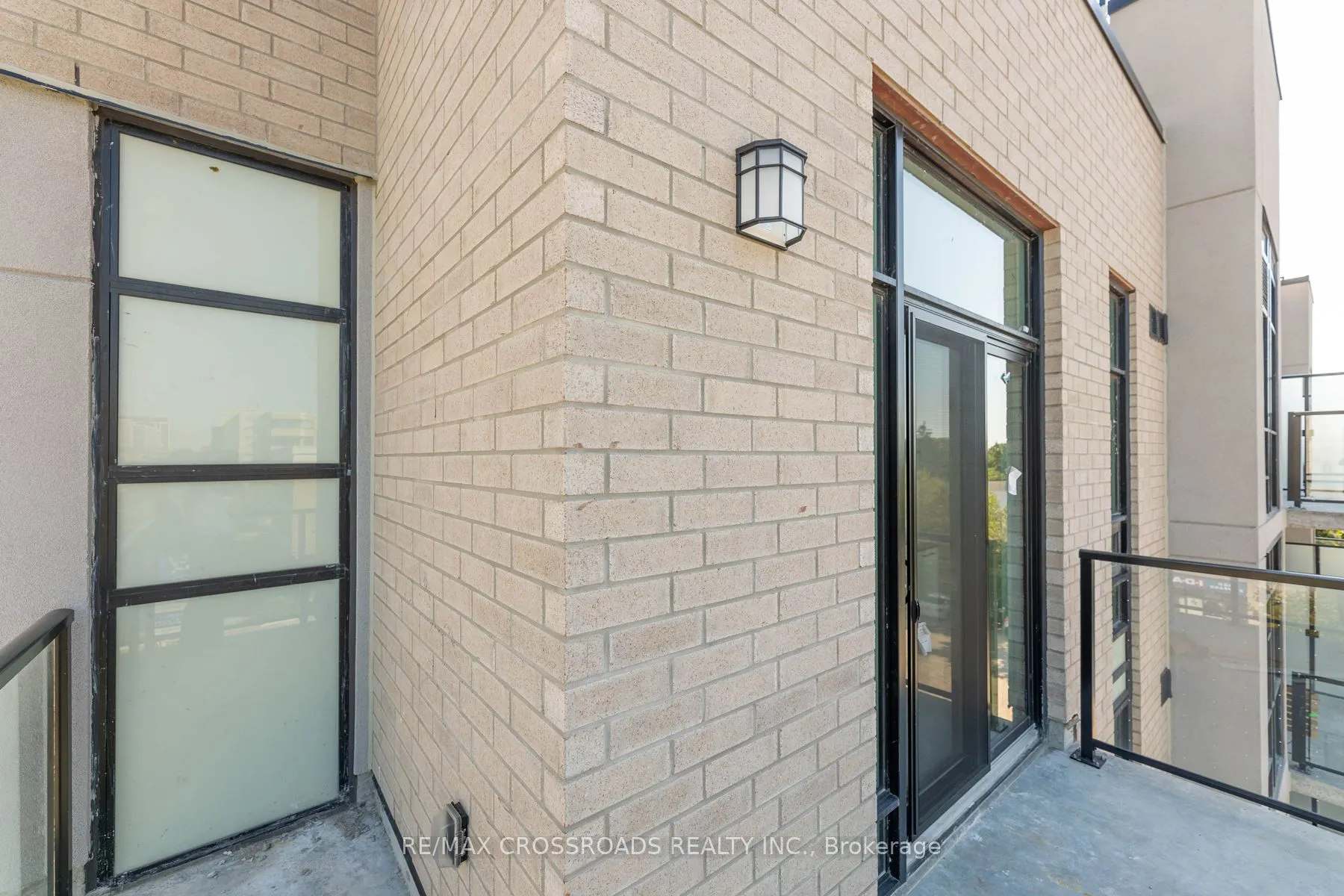 871 Sheppard Avenue W, #TH11