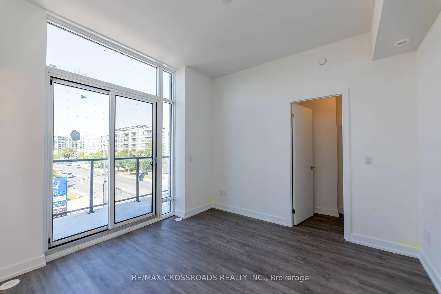 871 Sheppard Avenue W, #TH11