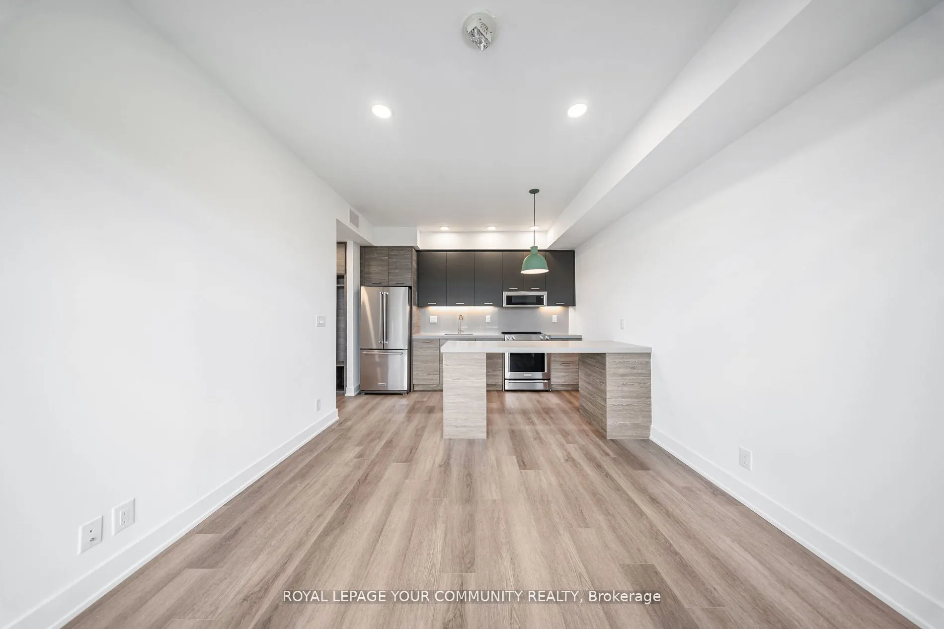 484 Spadina Avenue, #1205