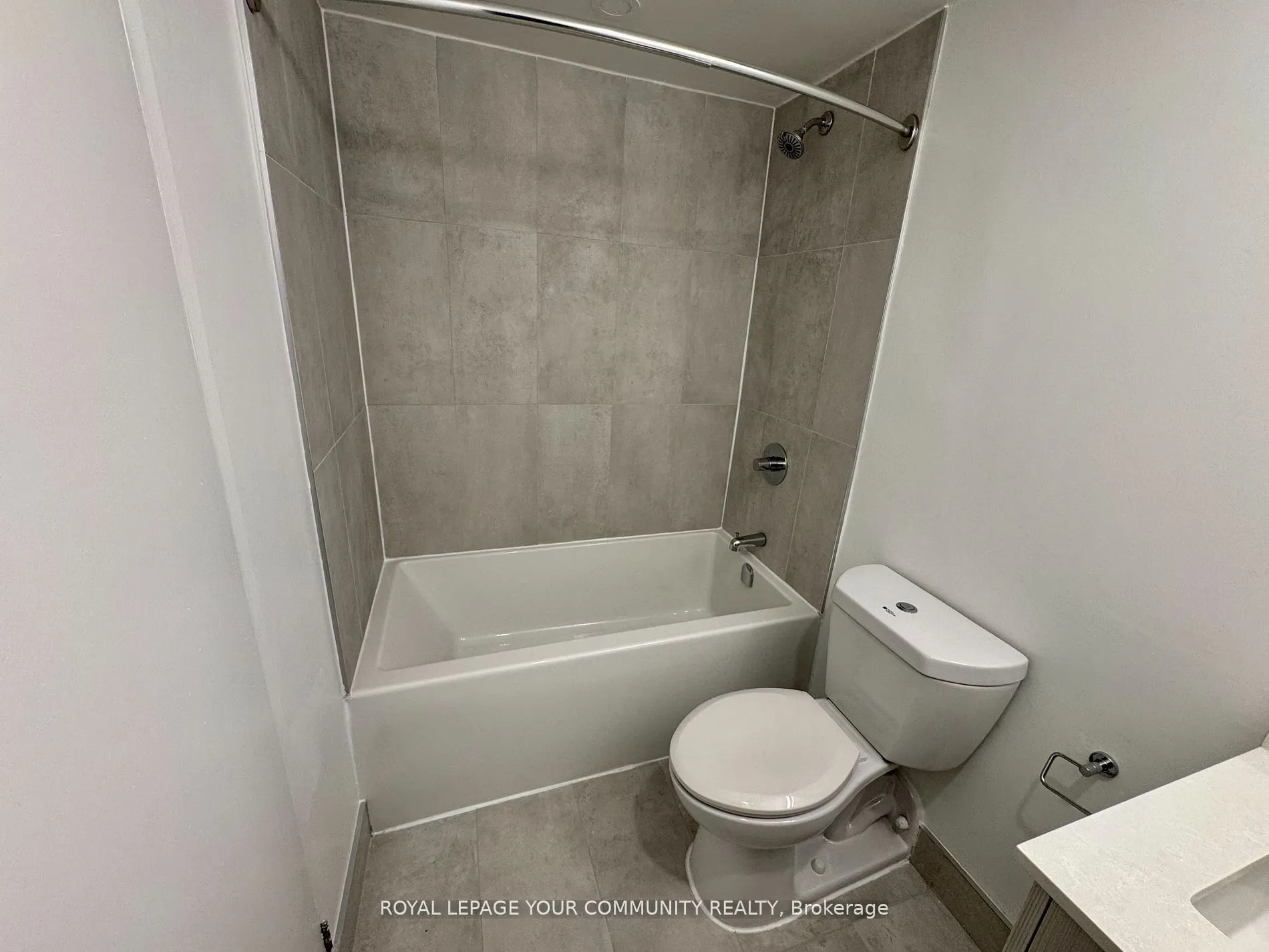 191 Sherbourne Street, #1707