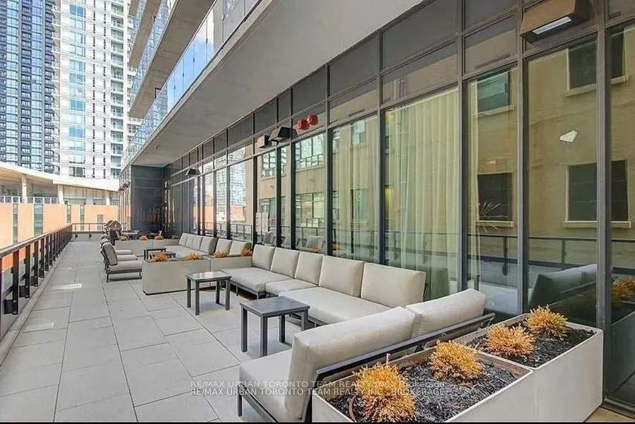 87 Peter Street, #3303