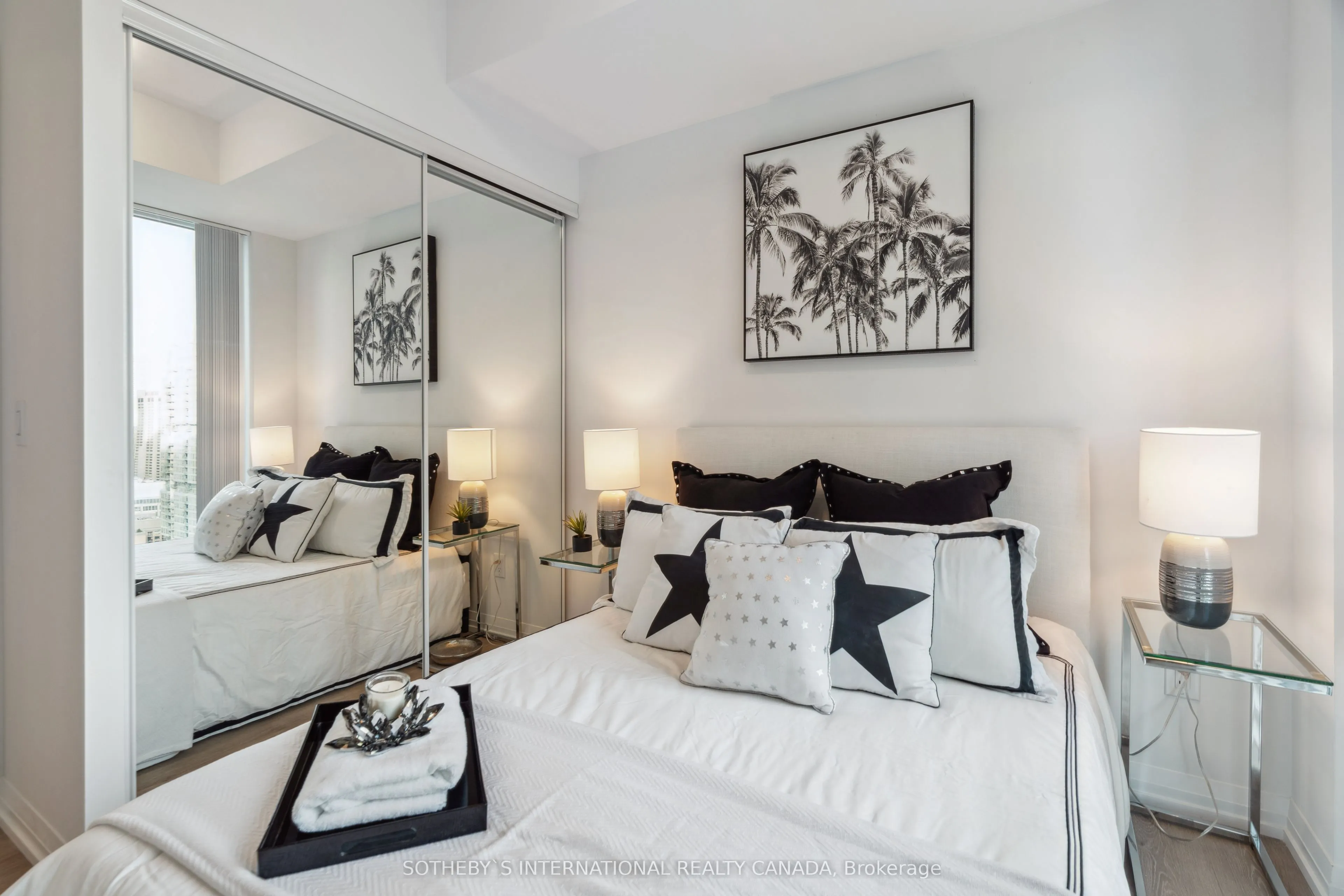 28 Widmer Street, #3629