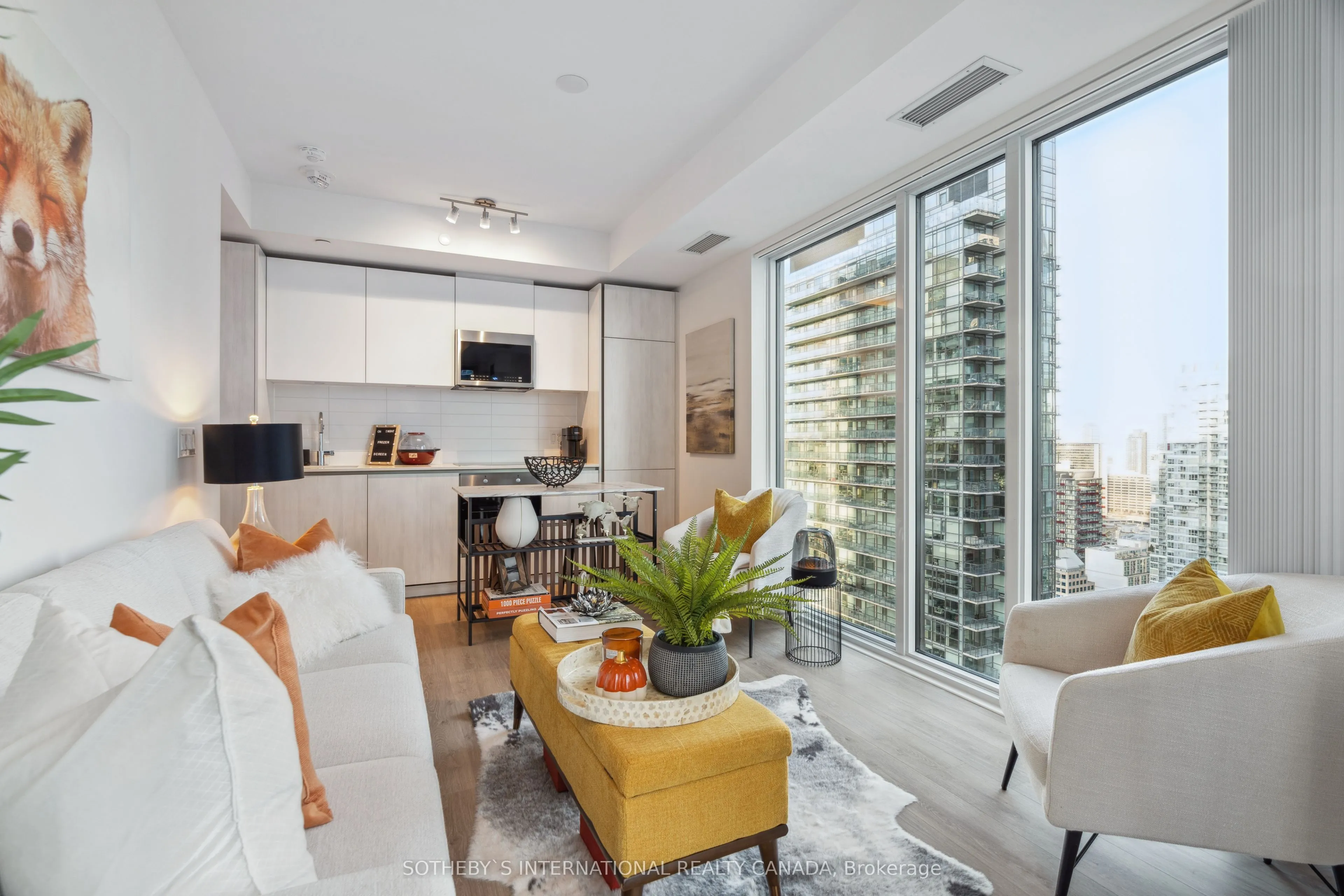 28 Widmer Street, #3629