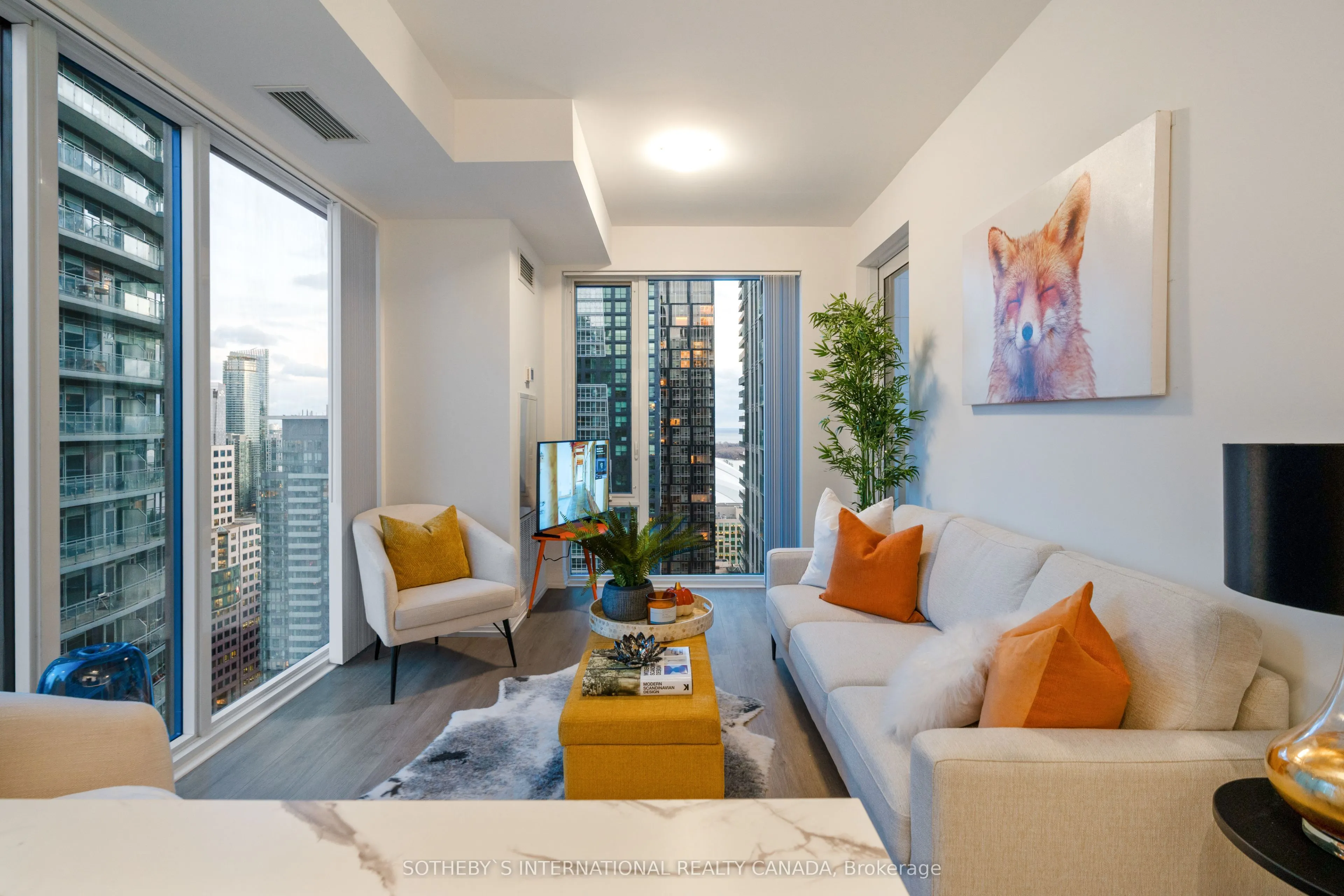 28 Widmer Street, #3629