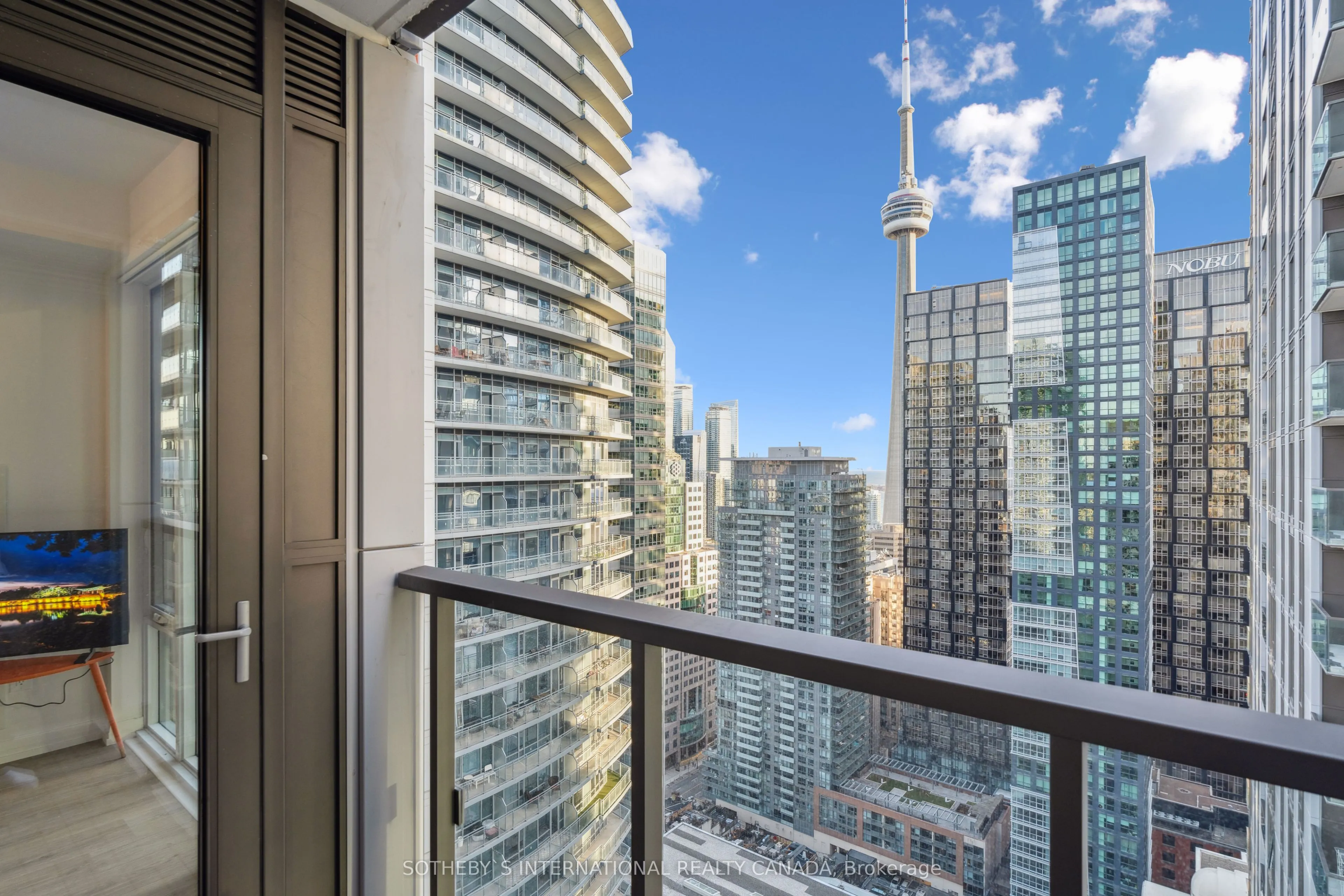 28 Widmer Street, #3629