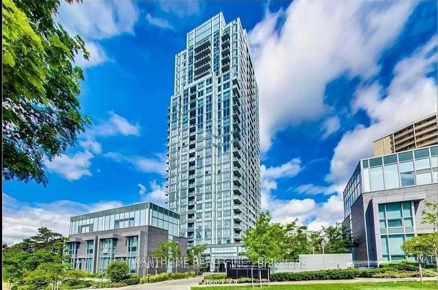 18 Graydon Hall Drive, #704