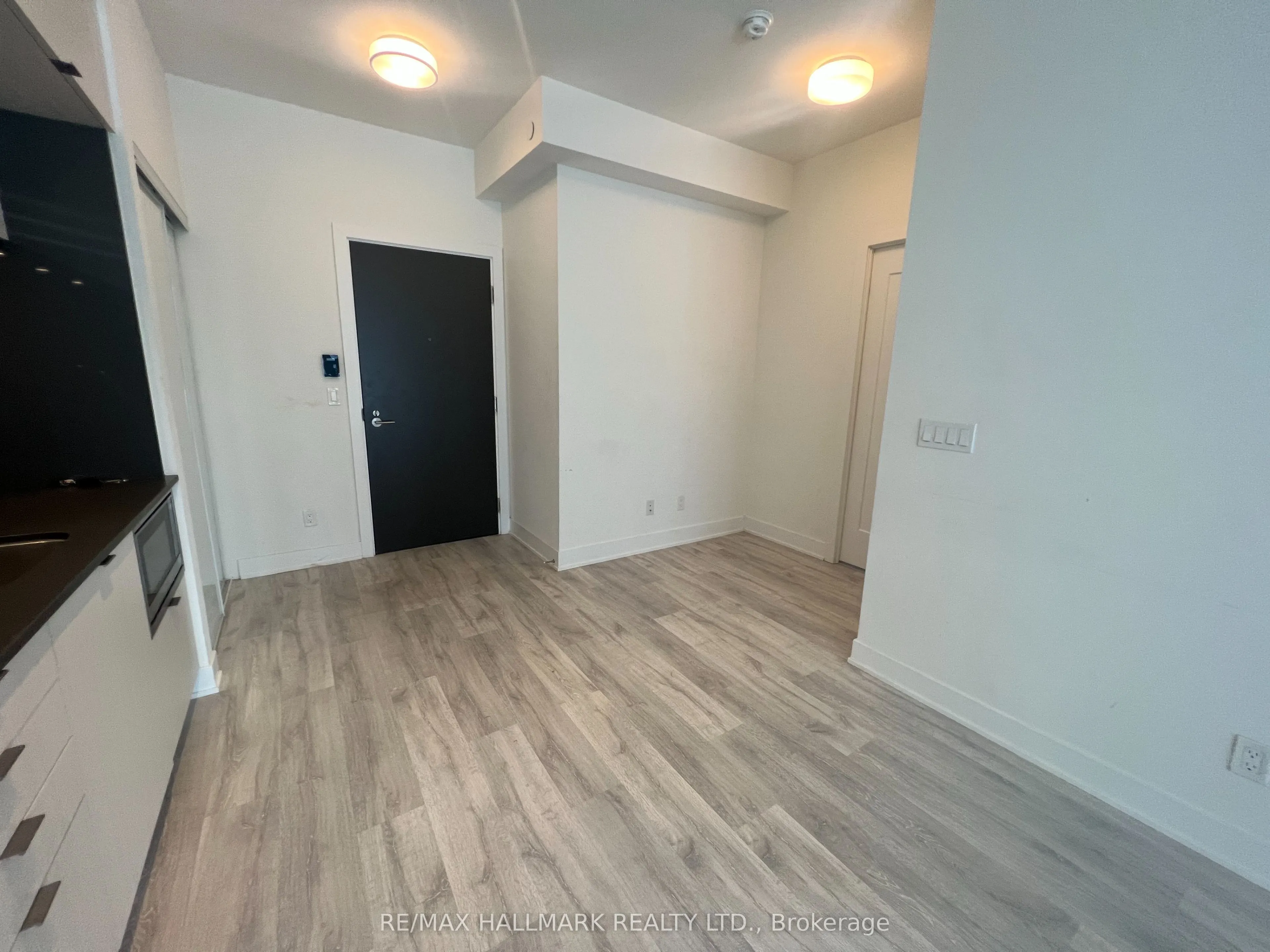 38 Cameron Street, #501