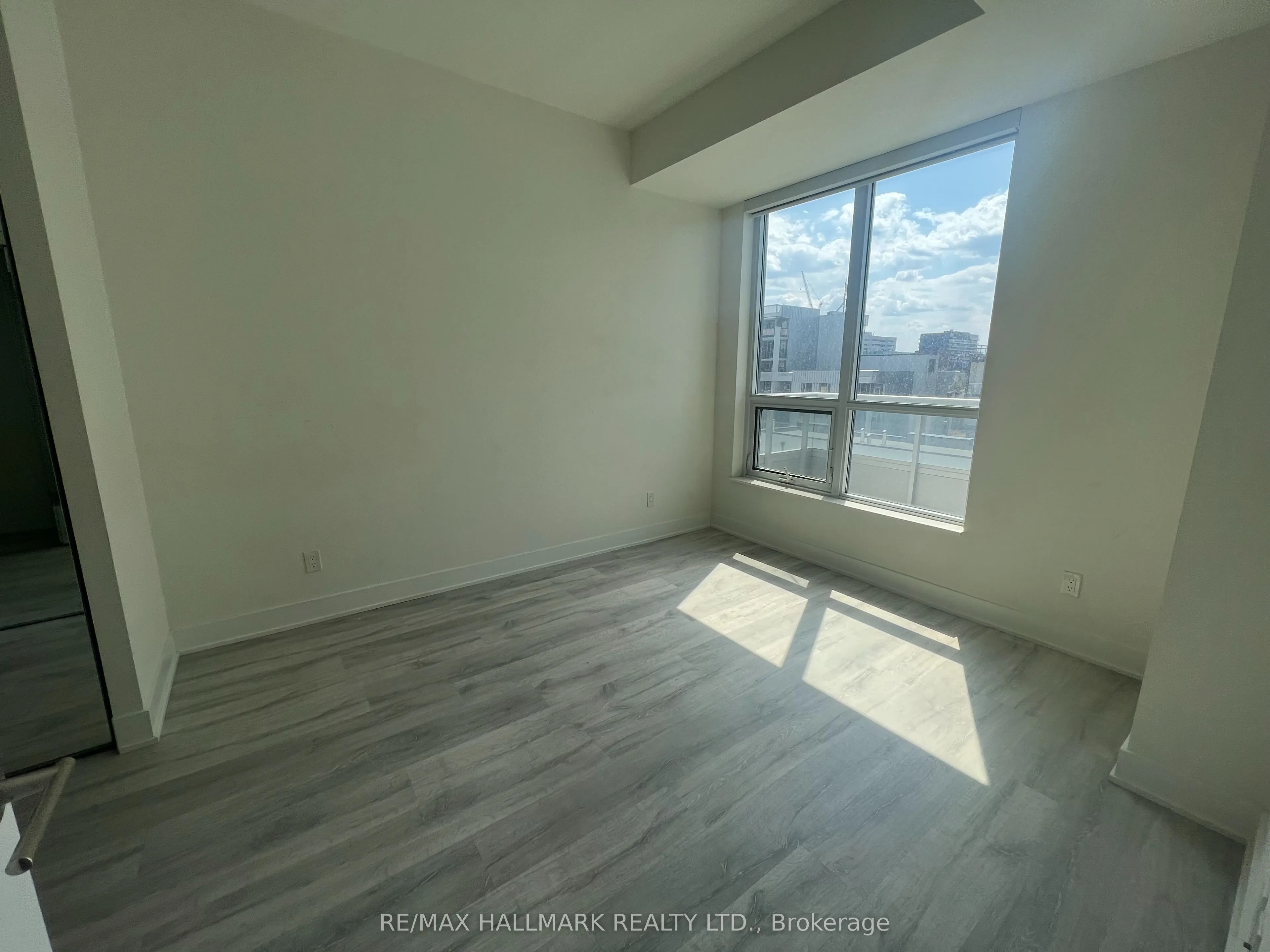 38 Cameron Street, #501