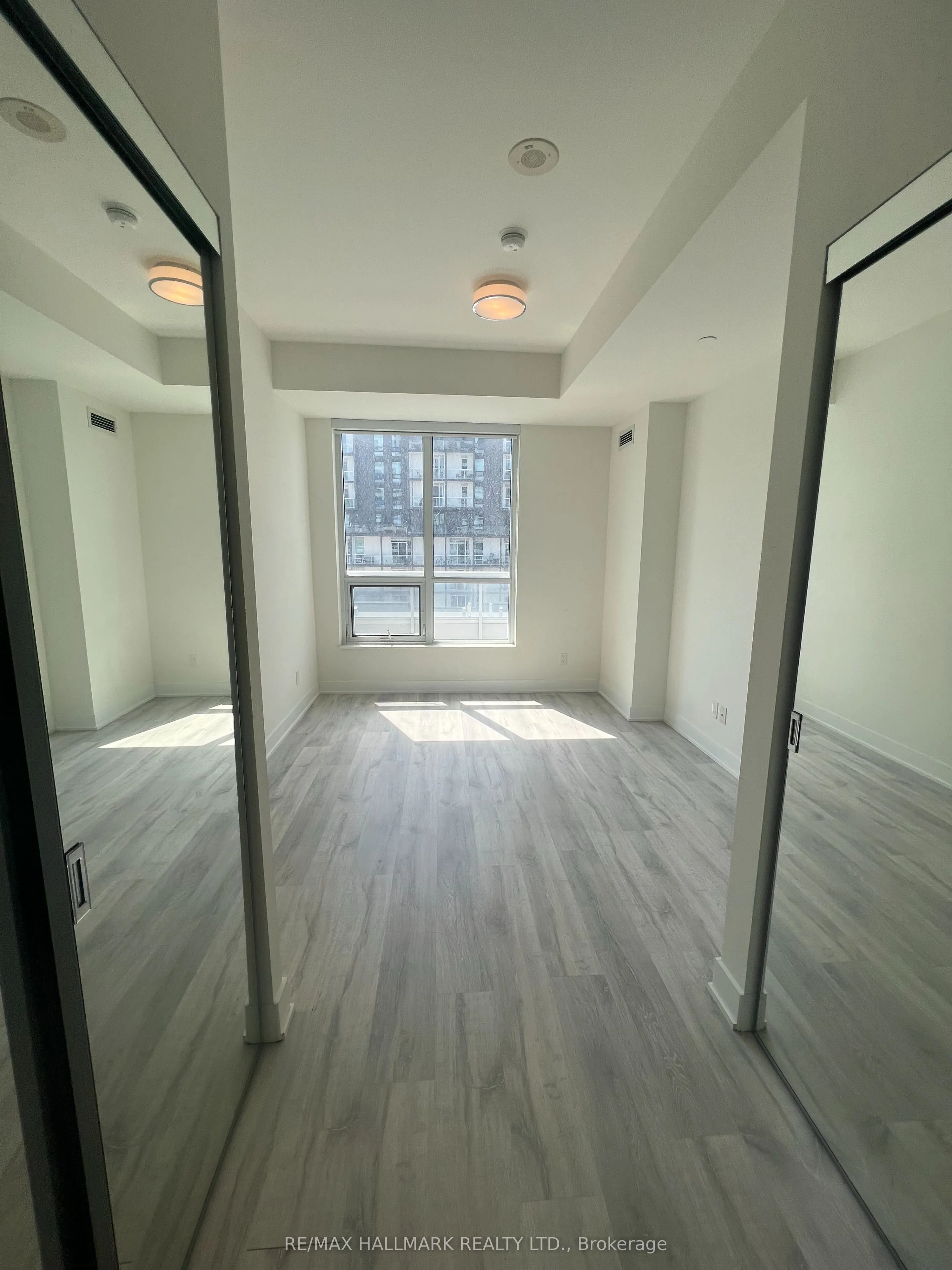 38 Cameron Street, #501
