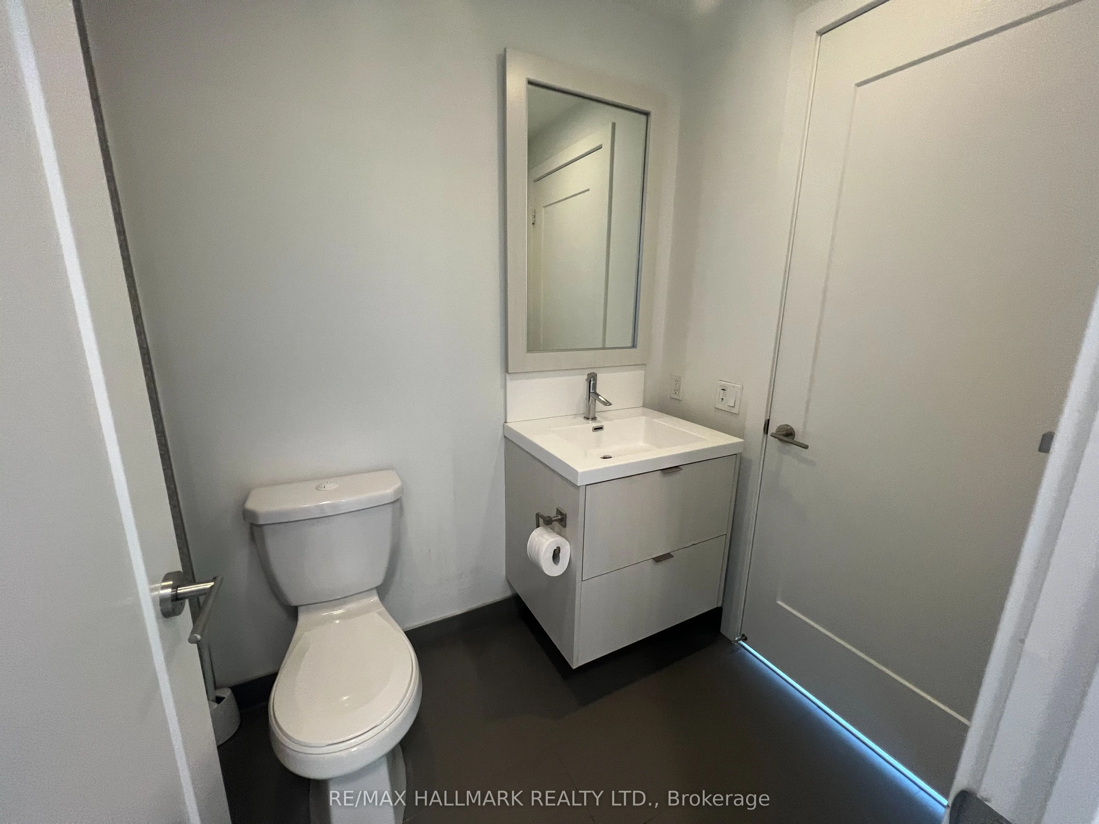 38 Cameron Street, #501