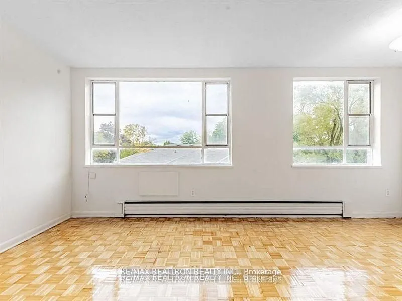 2895 Bathurst Street, #506