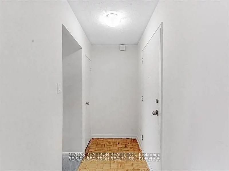 2895 Bathurst Street, #506