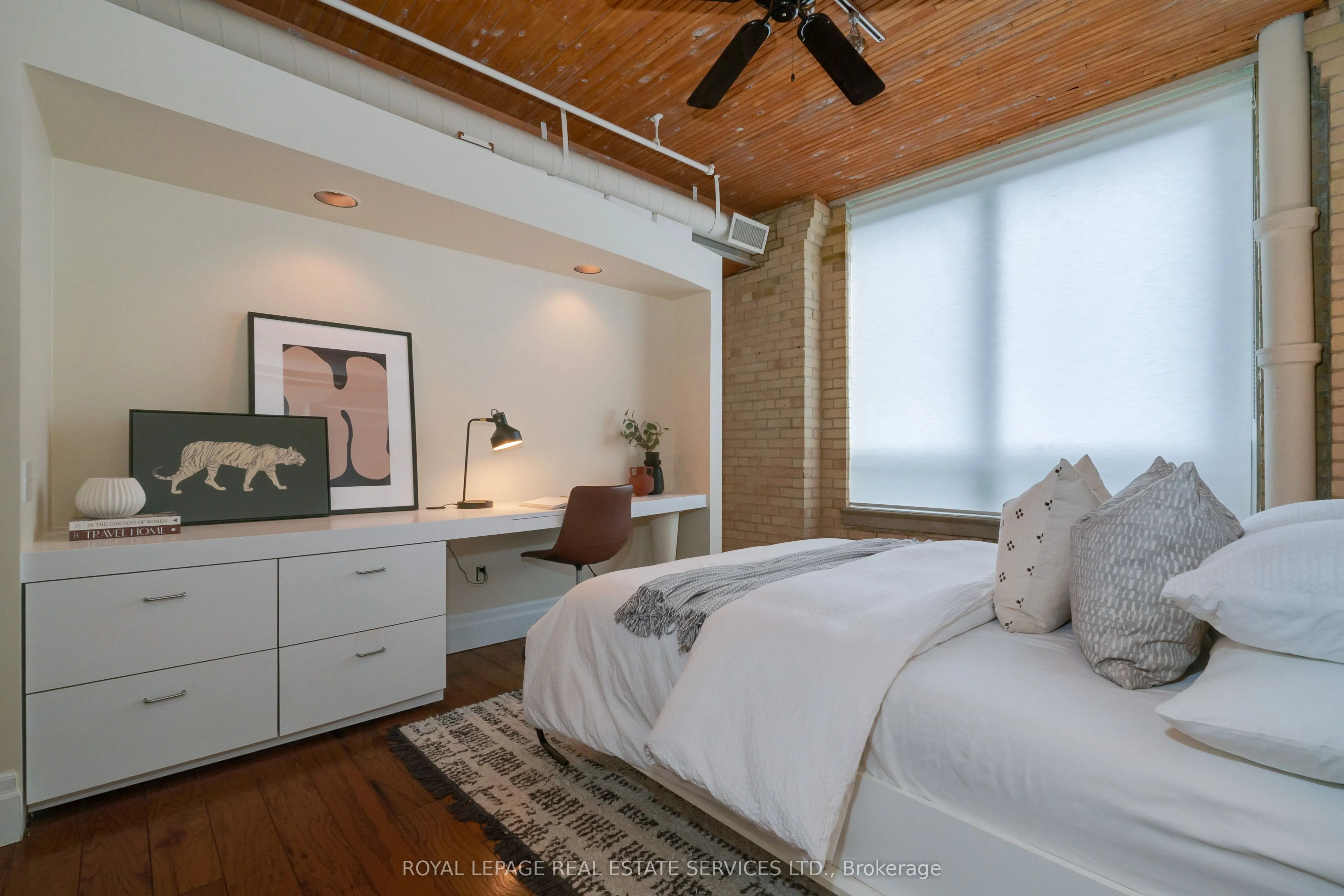 781 King Street W, #406