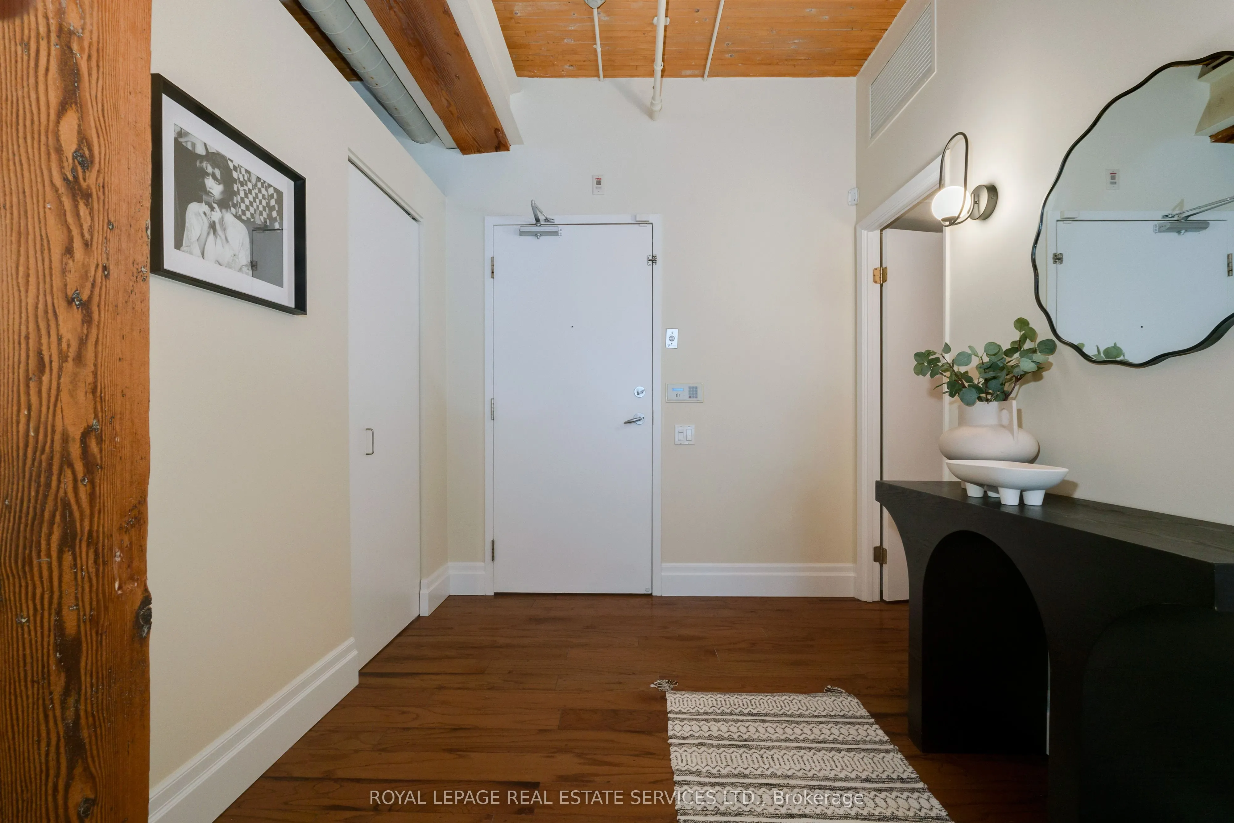 781 King Street W, #406