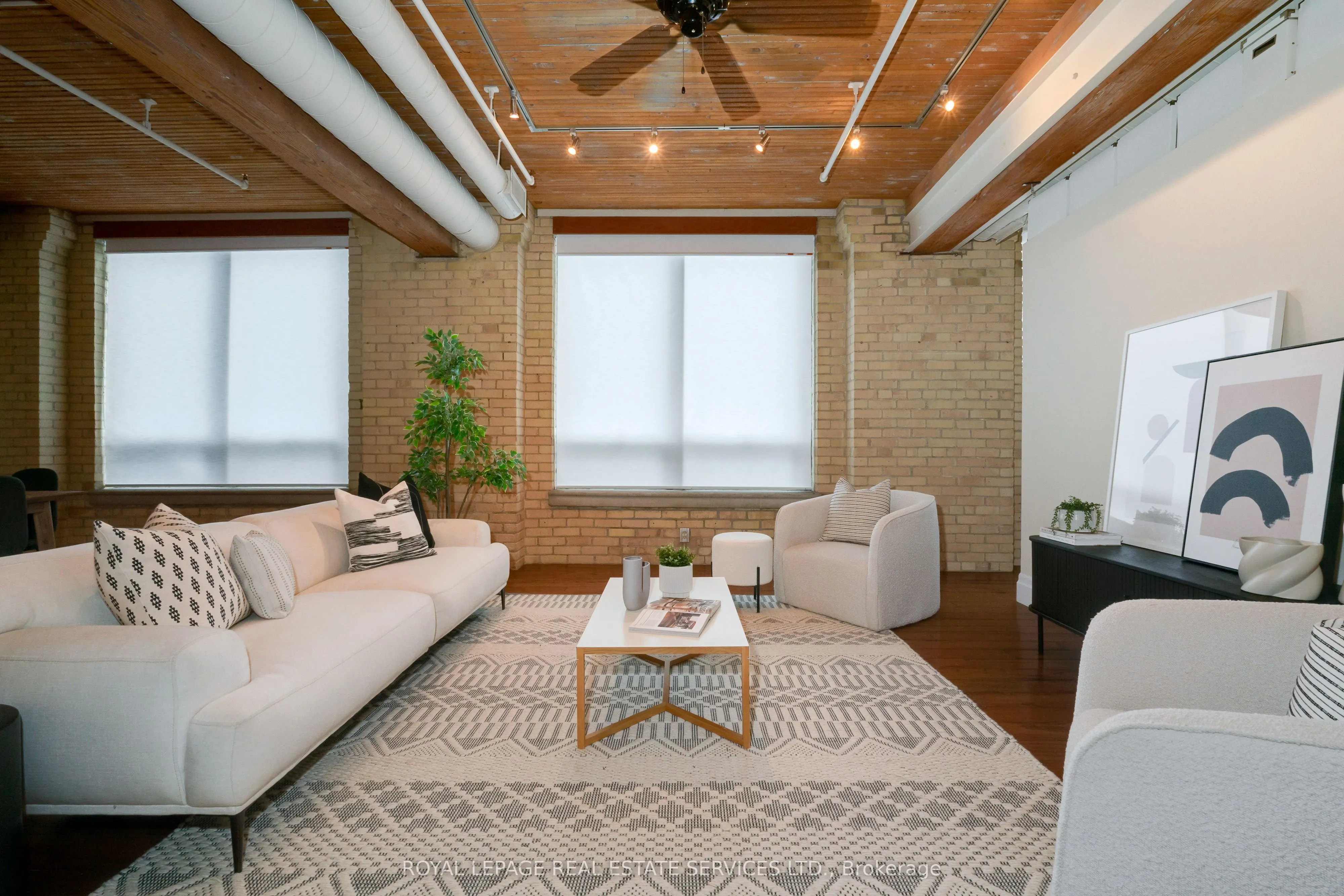 781 King Street W, #406