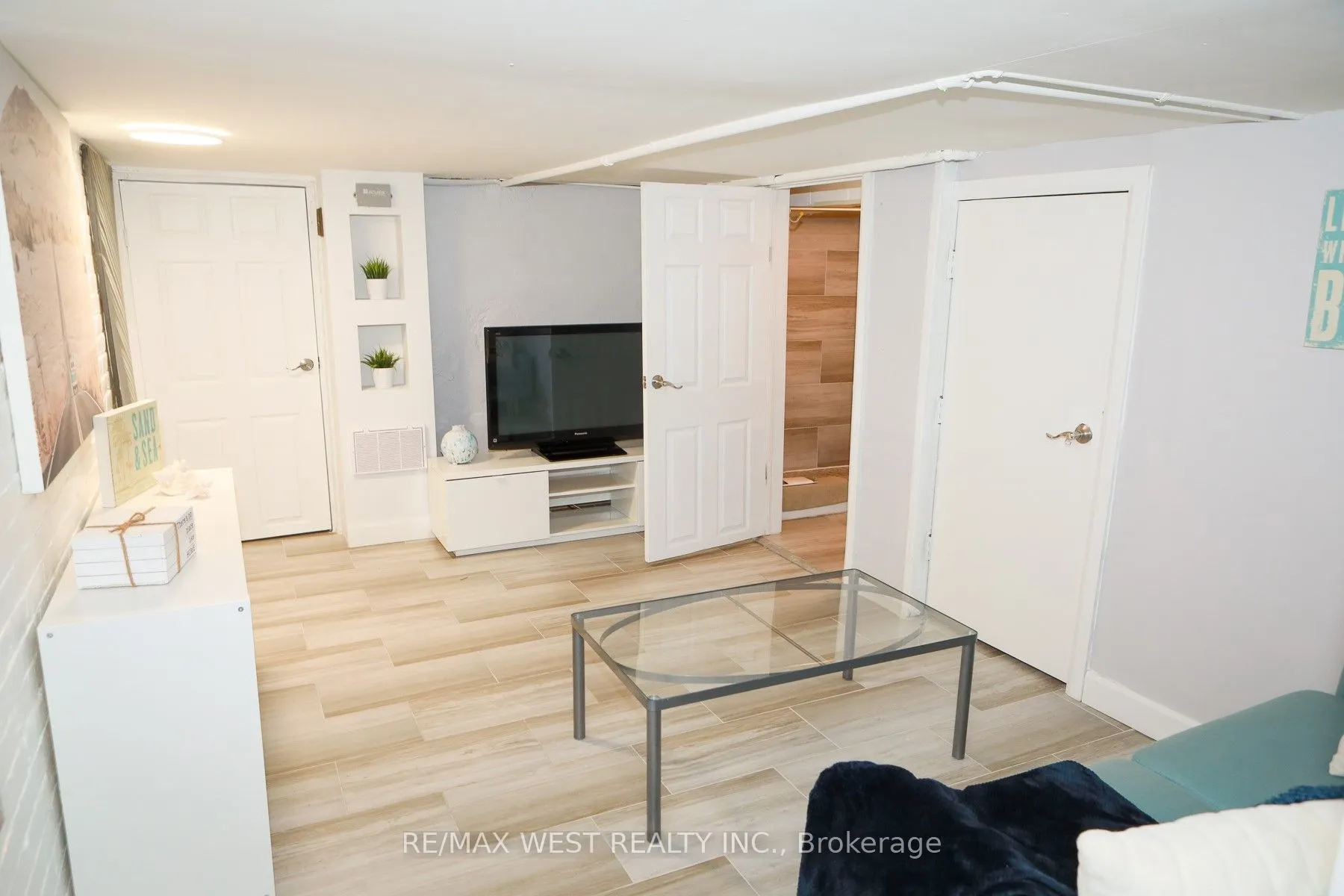 132 Grace Street #Lower