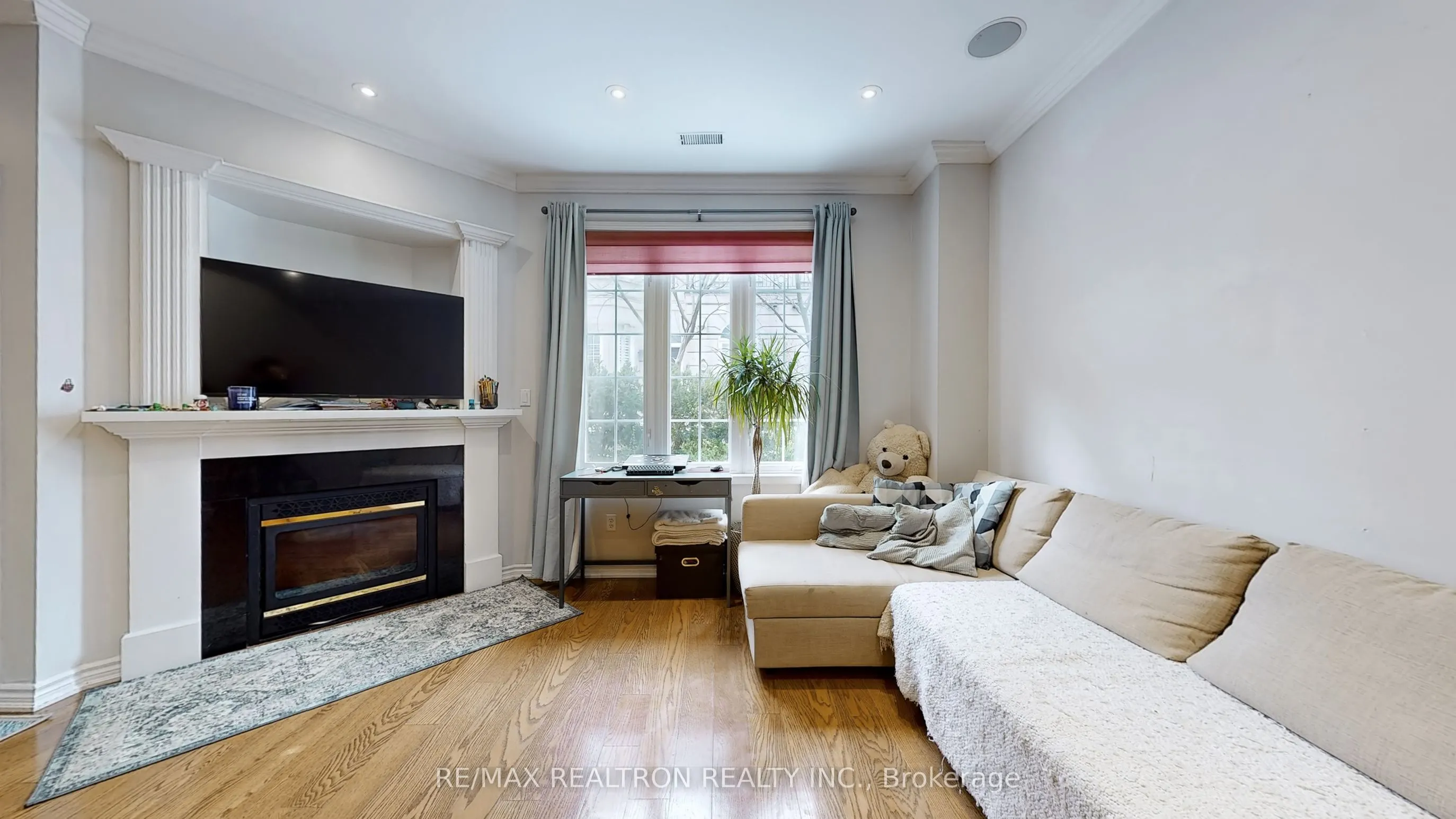 11 Everson Drive, #303