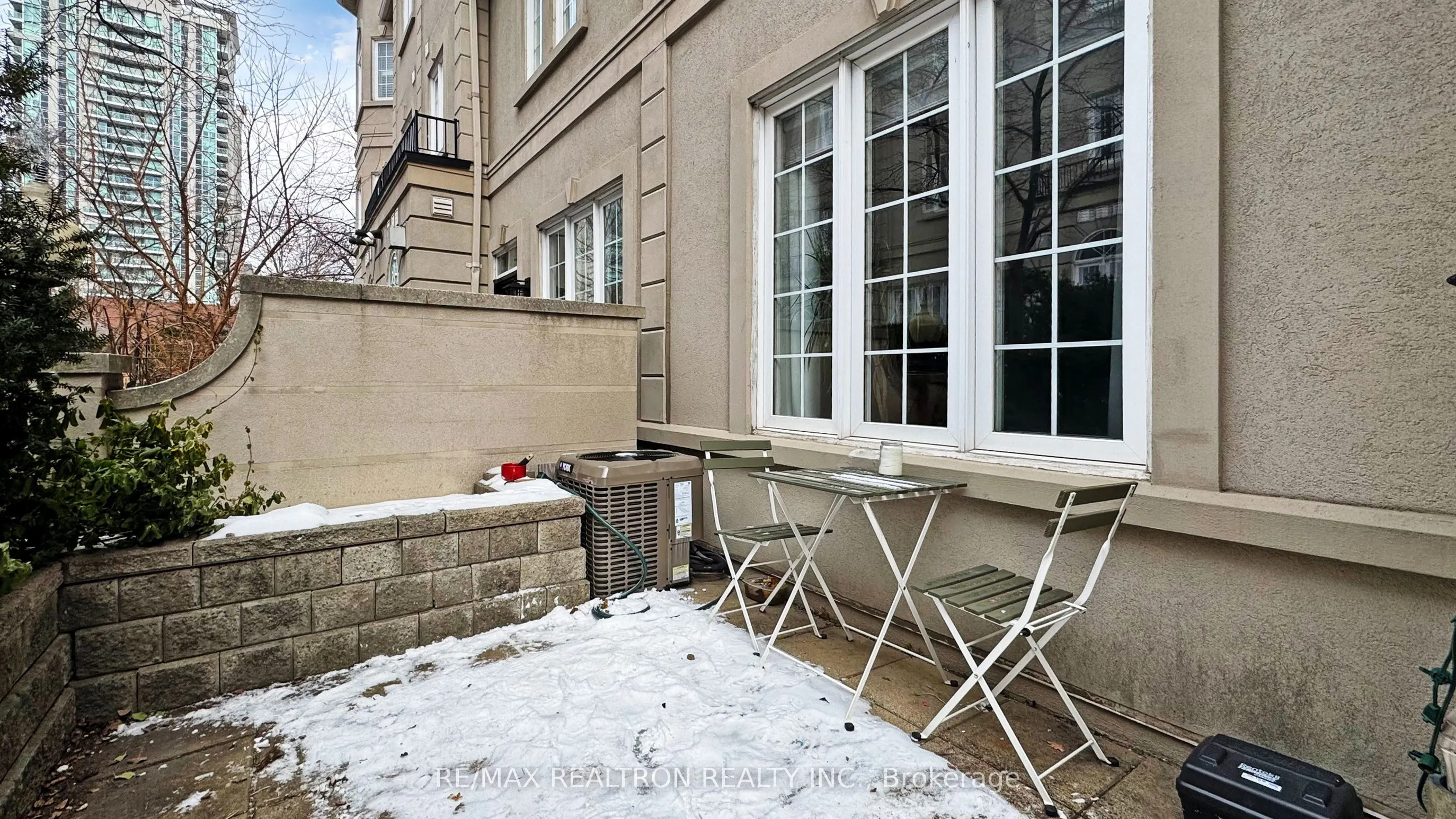 11 Everson Drive, #303