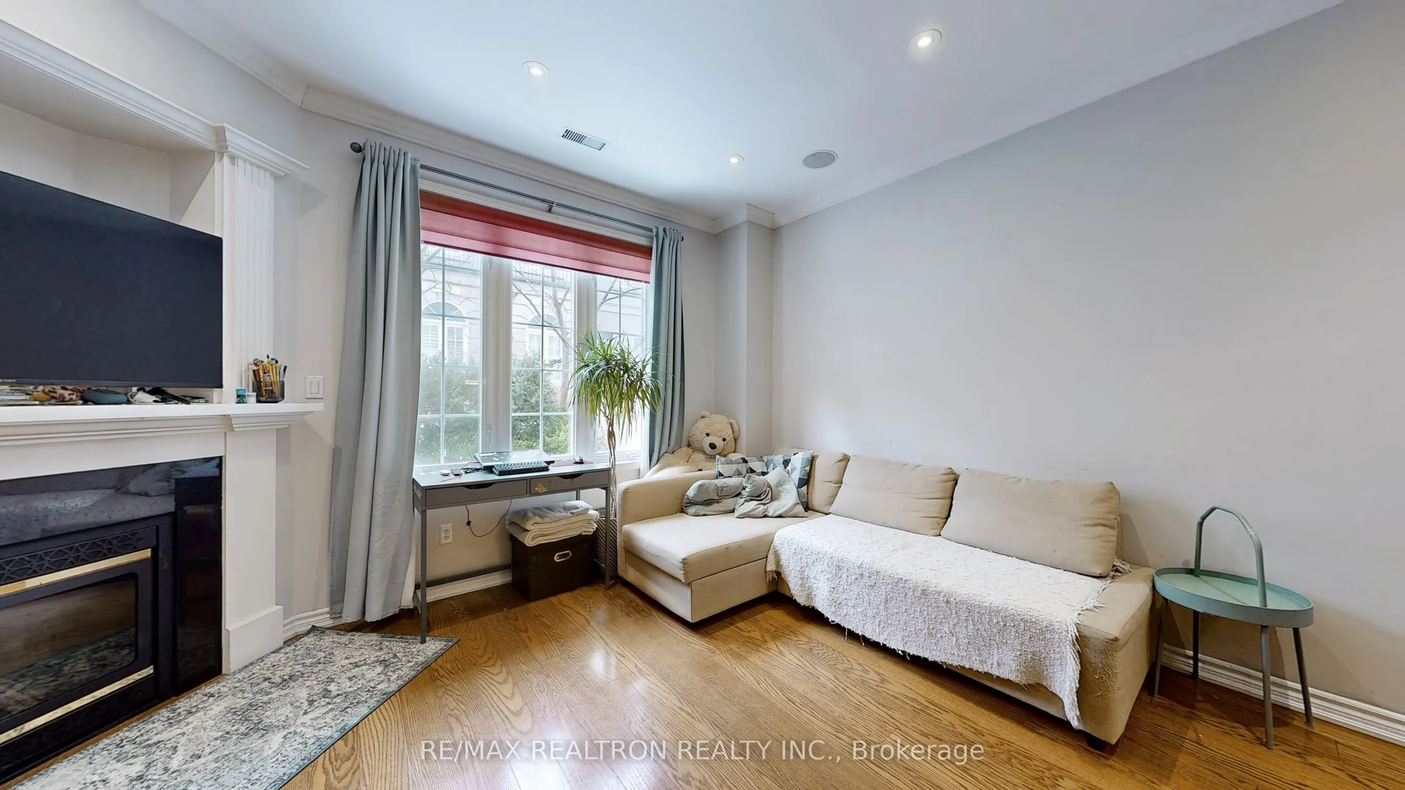 11 Everson Drive, #303