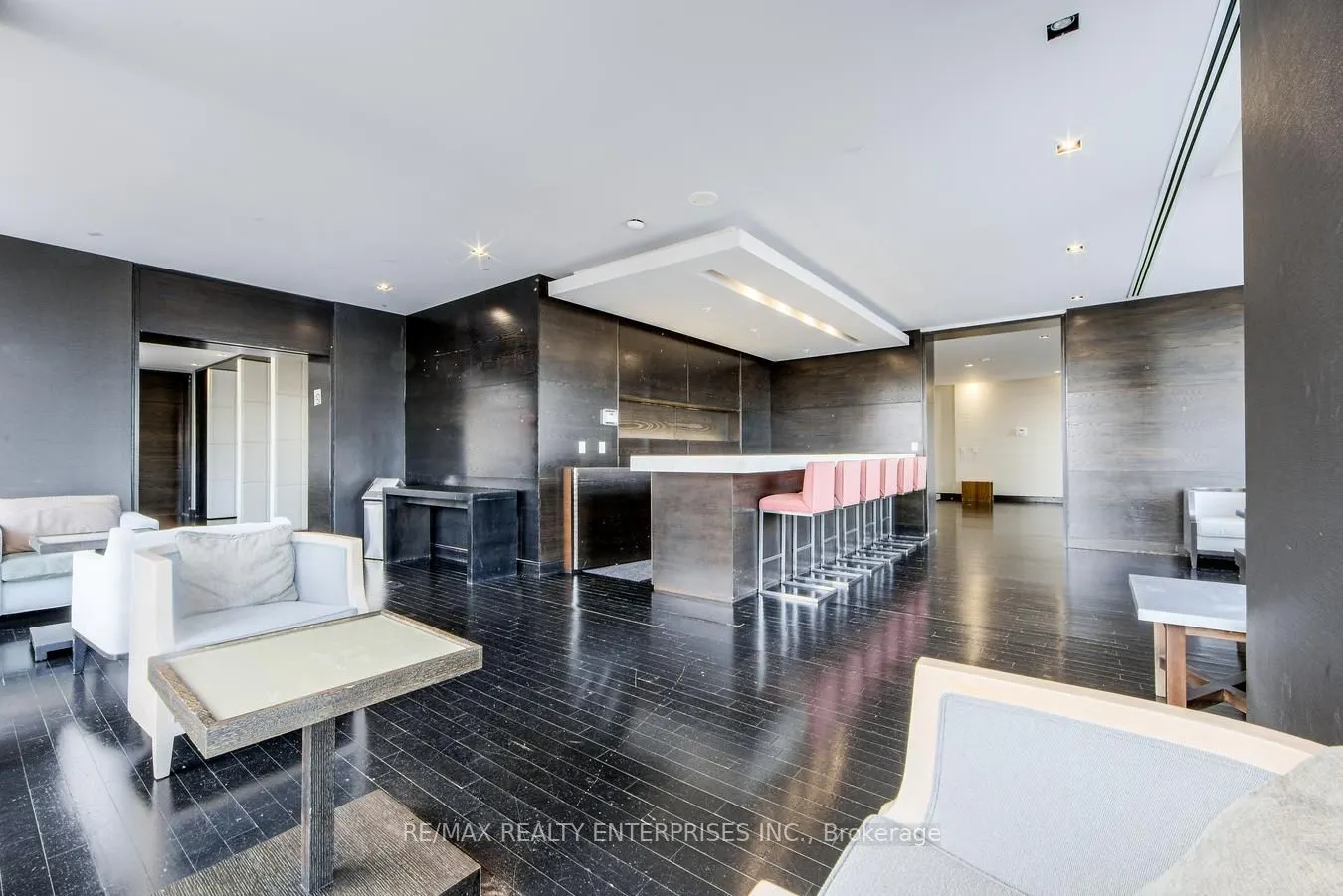18 Yorkville Avenue, #315