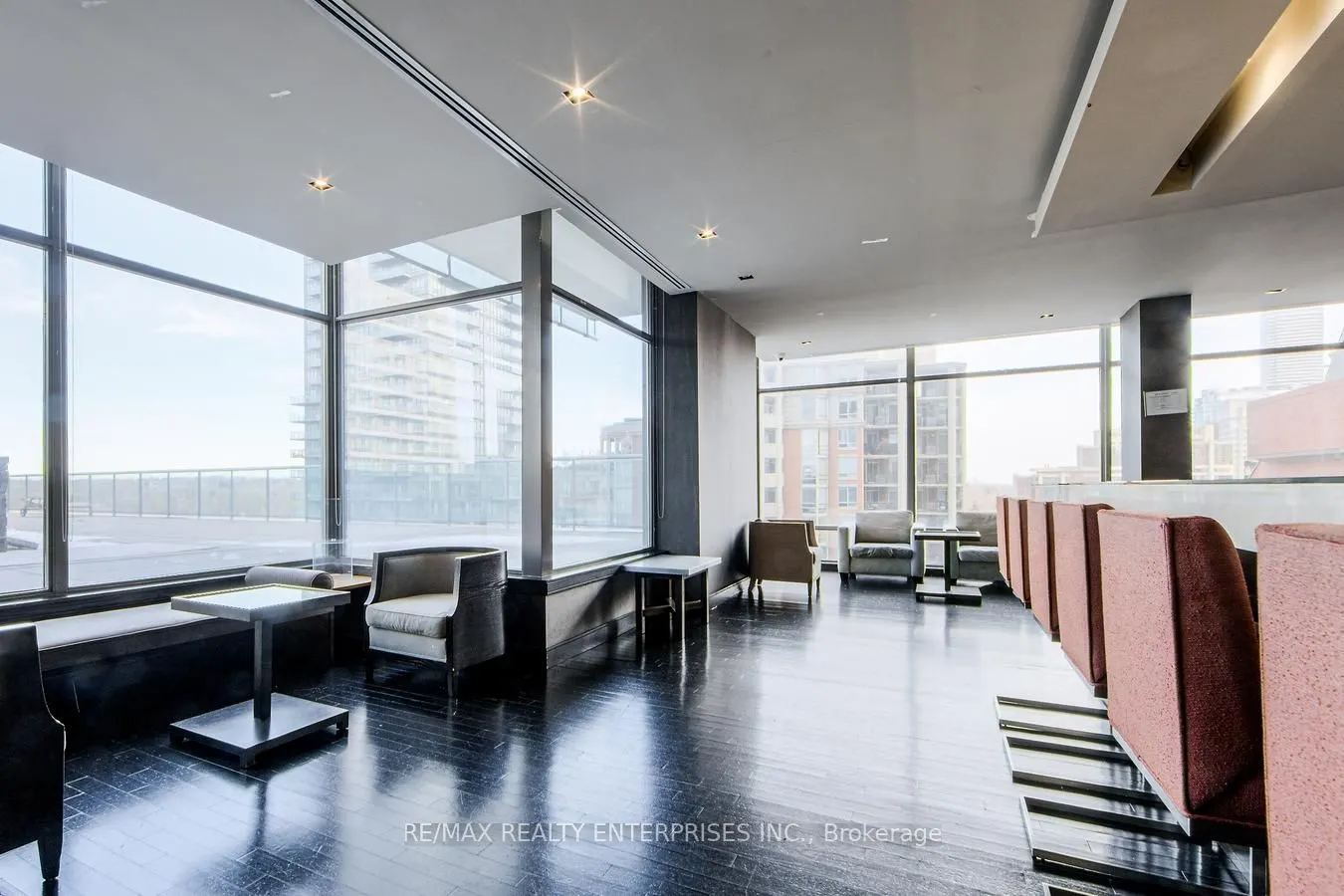 18 Yorkville Avenue, #315