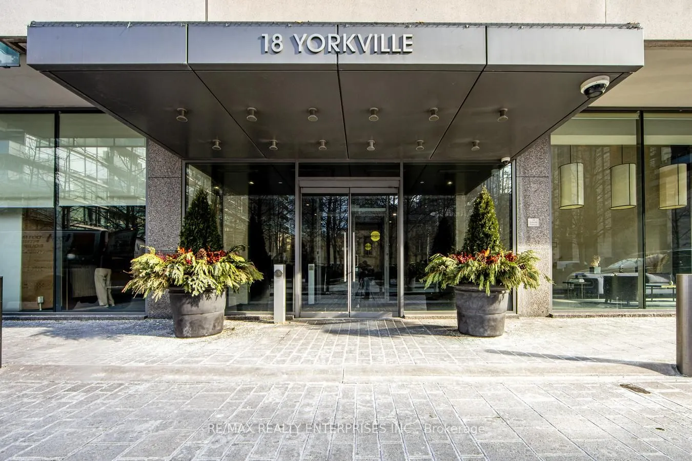18 Yorkville Avenue, #315