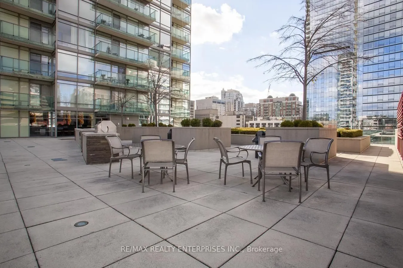18 Yorkville Avenue, #315