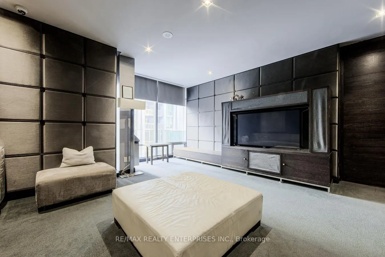 18 Yorkville Avenue, #315
