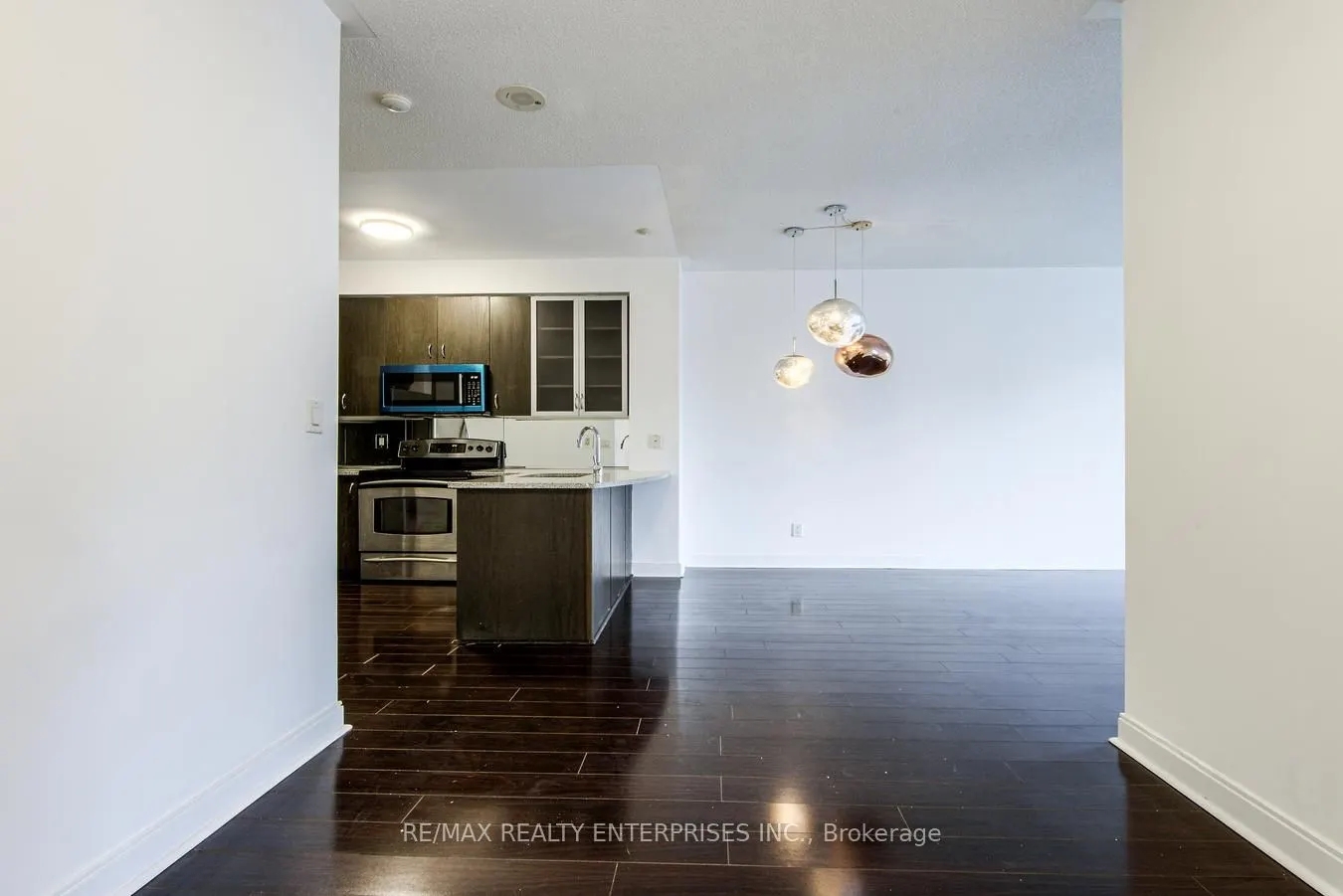 18 Yorkville Avenue, #315
