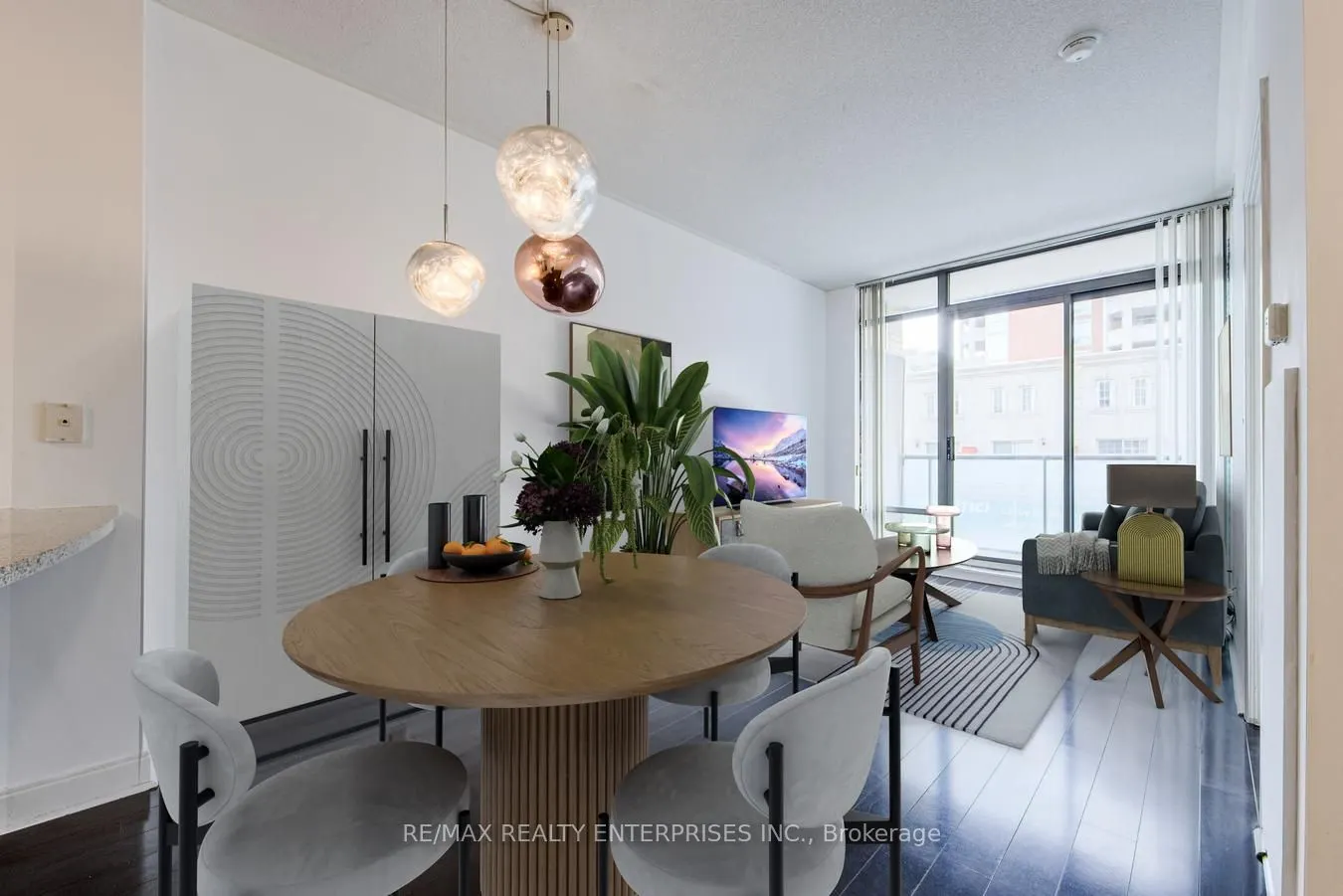 18 Yorkville Avenue, #315